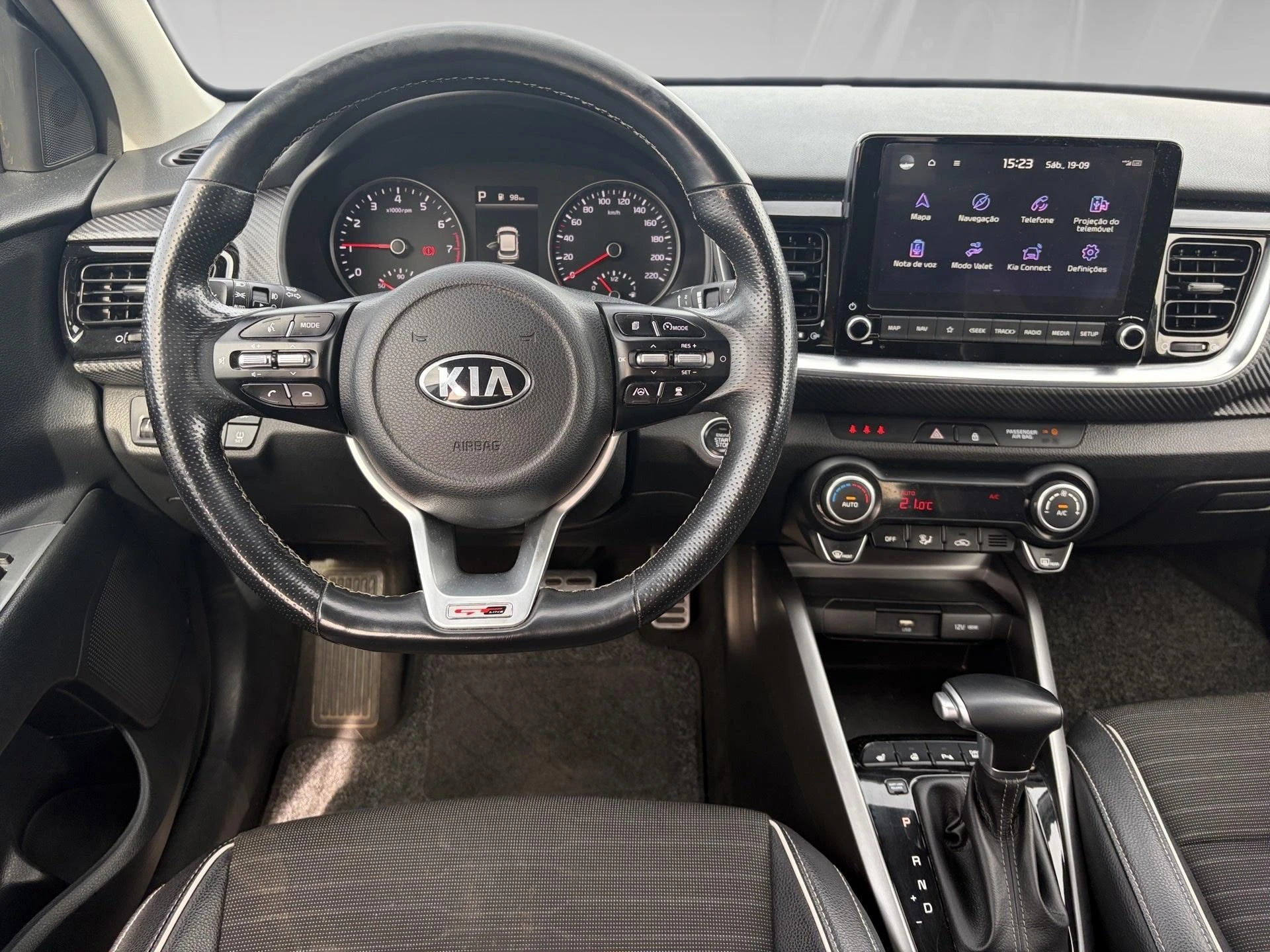 Kia-Stonic-image-3