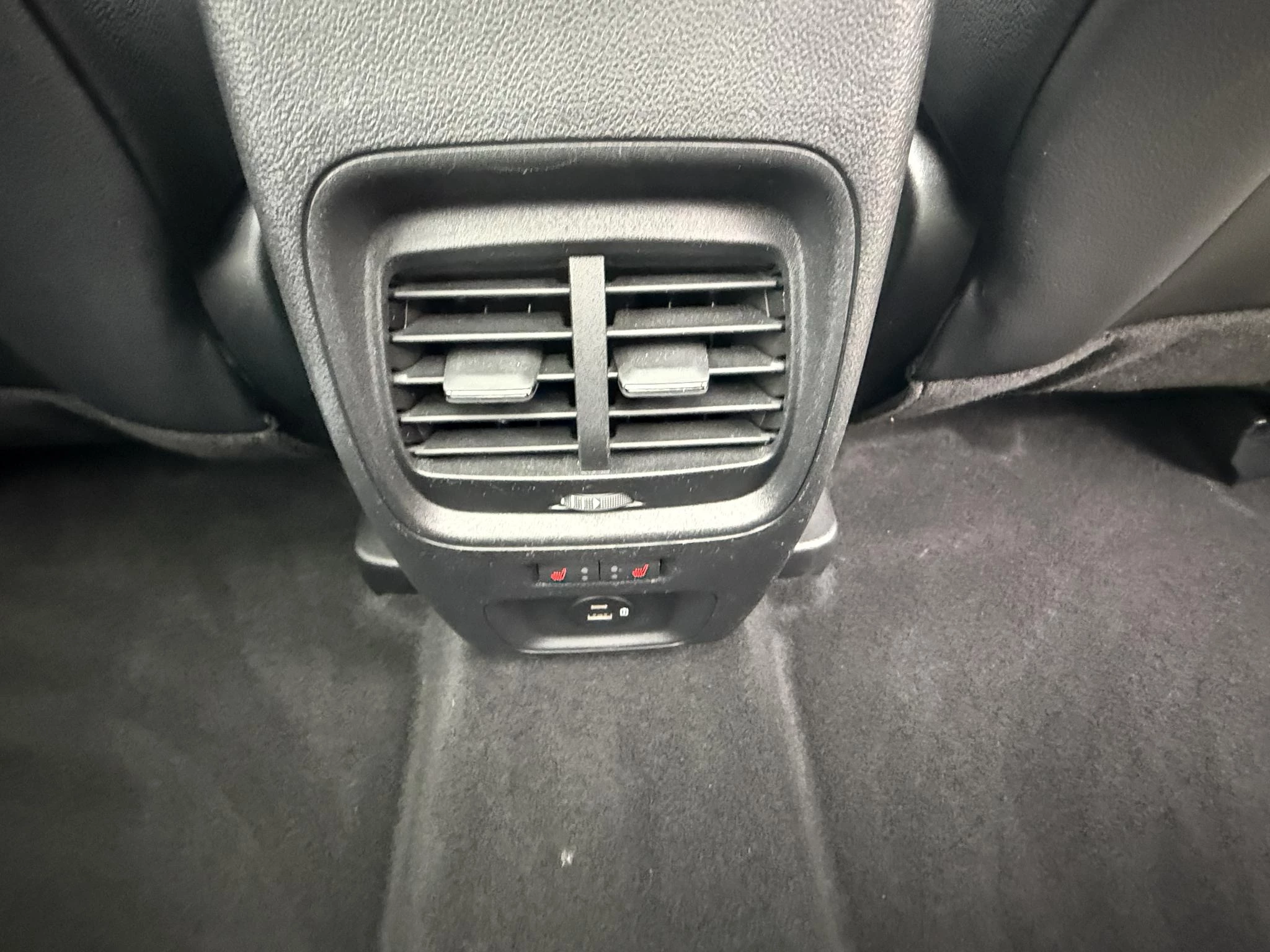 Ford-Kuga-image-10