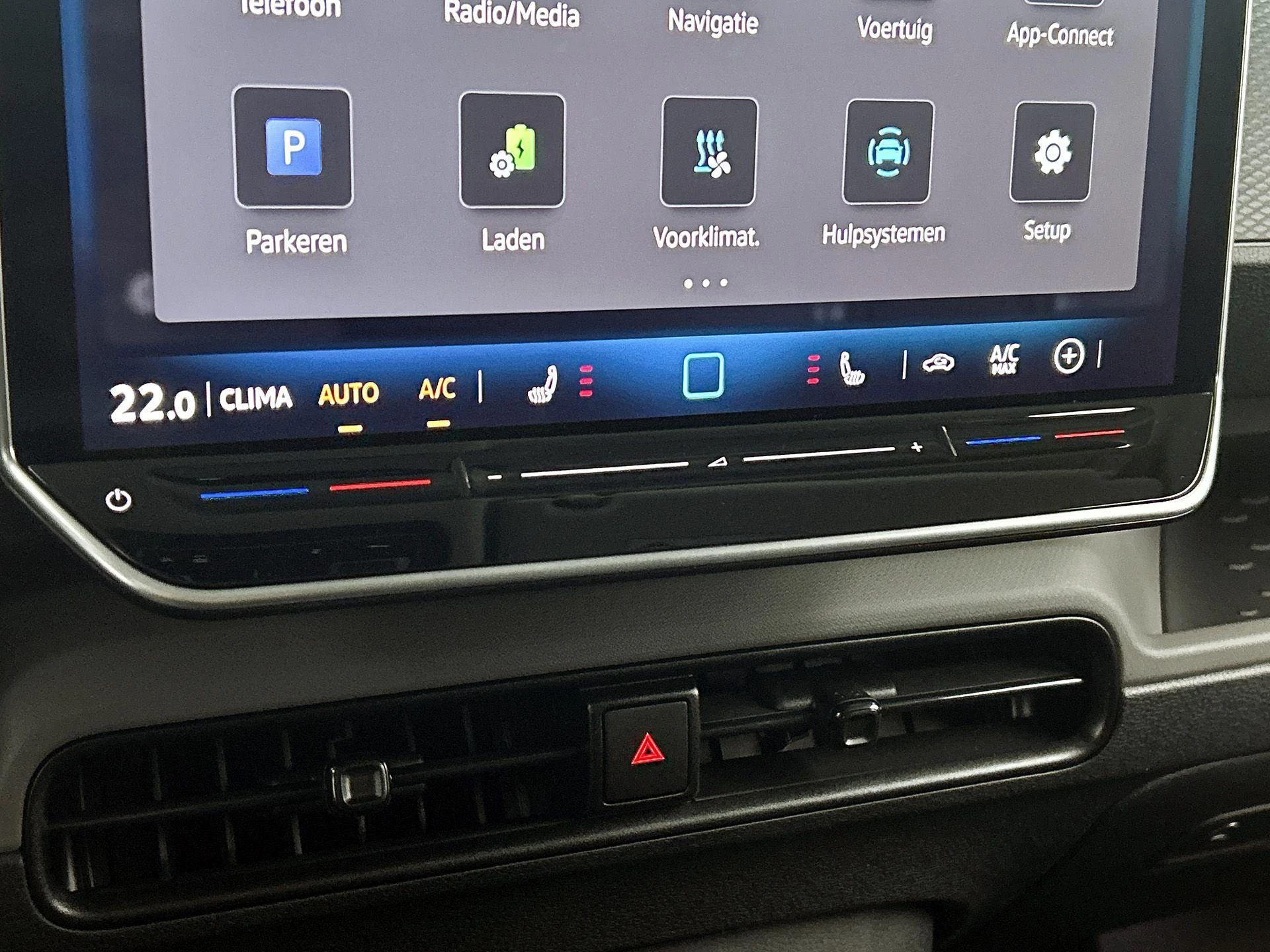 Volkswagen-ID. Buzz Cargo-image-22