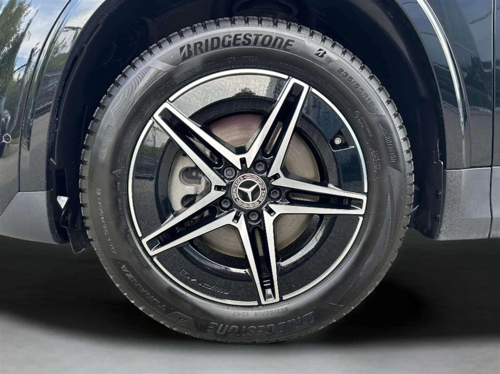 Mercedes-Benz-EQA-image-8