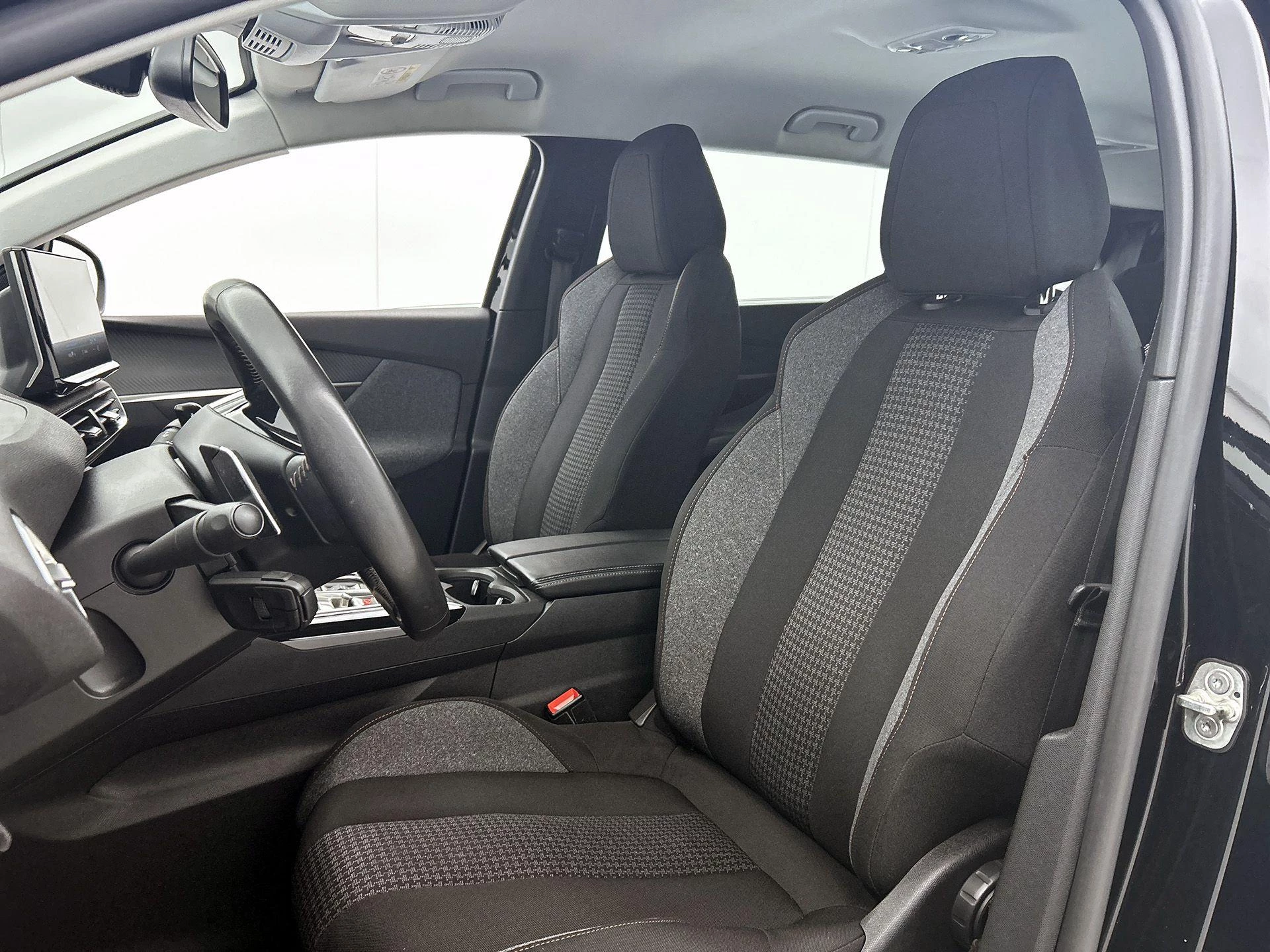 Peugeot-5008-image-37