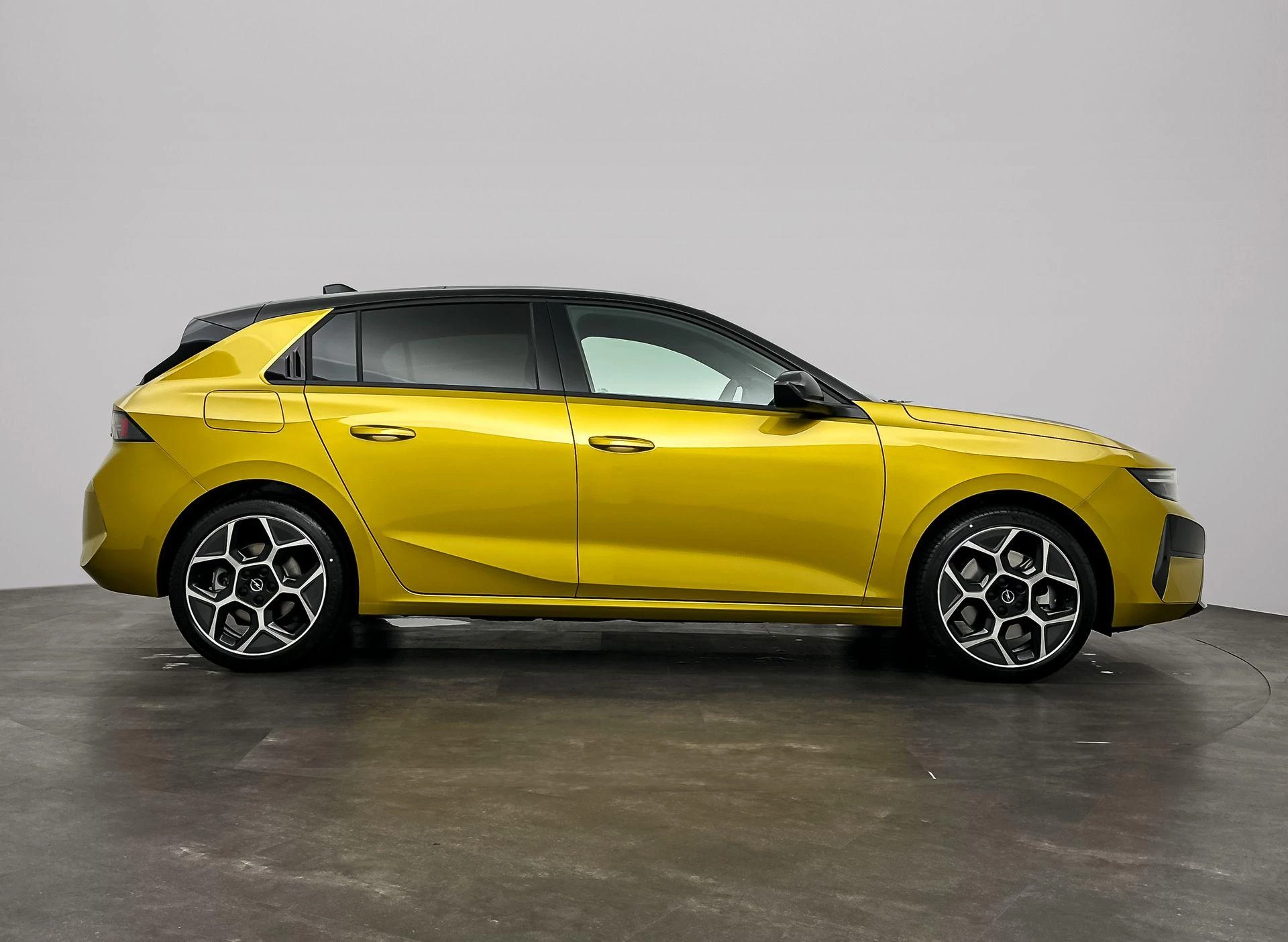 Opel-Astra-image-6