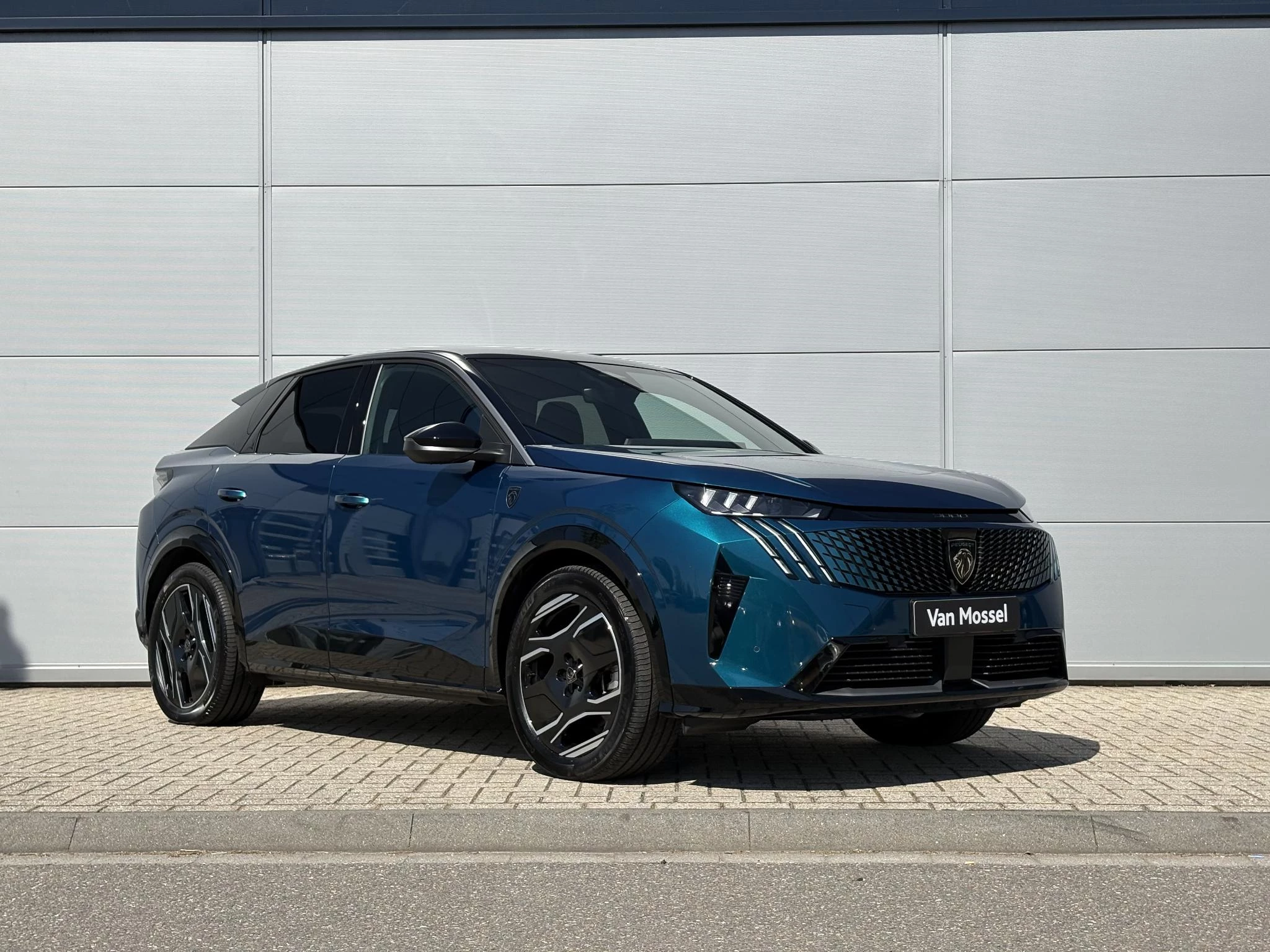 Peugeot-e-3008-image-8