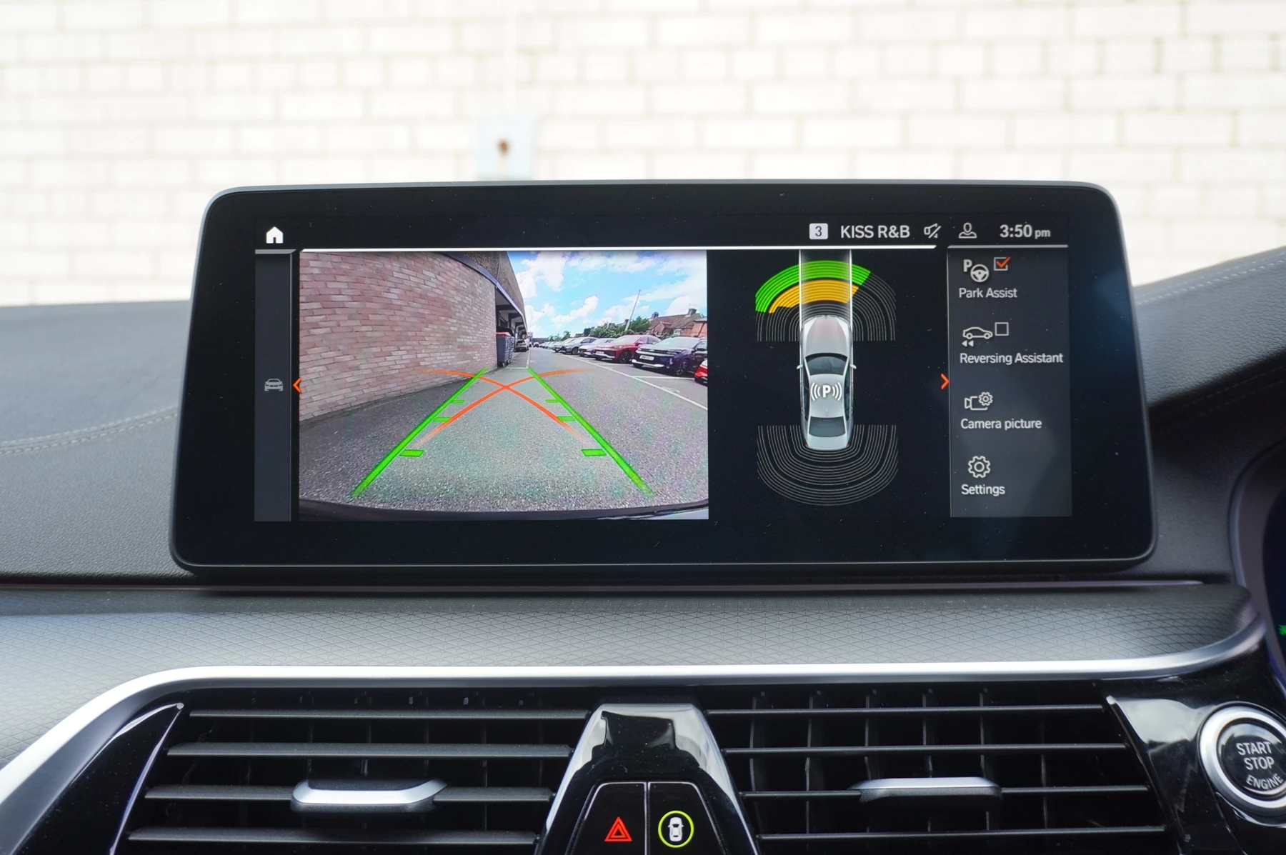 BMW-5 Series-image-27