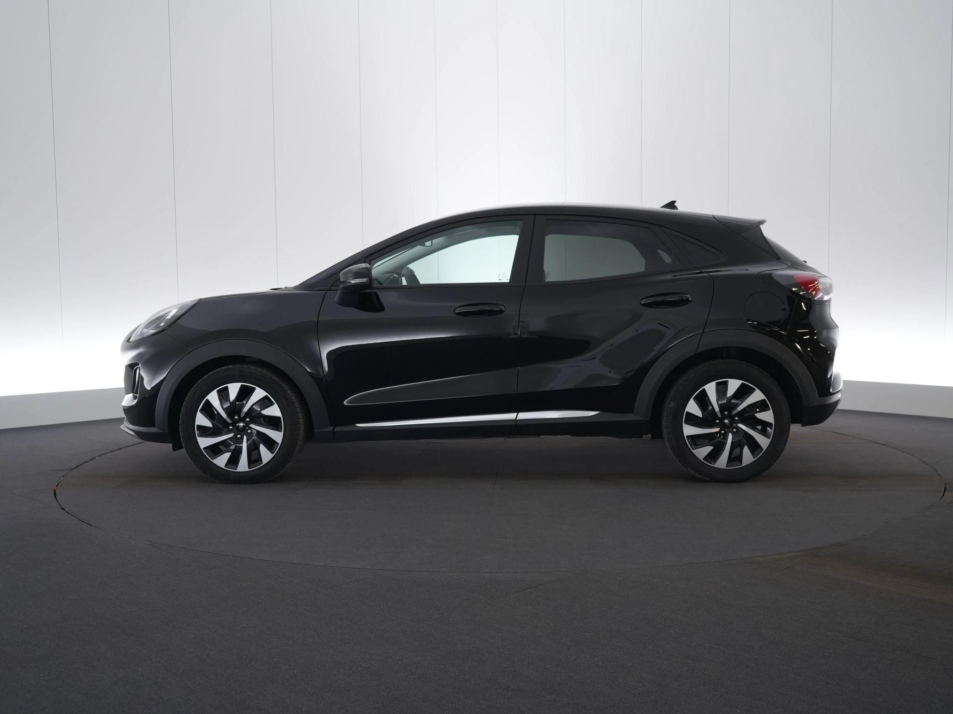 Ford Puma 1.0i Ecoboost MHEV 92kW Aut. Titanium