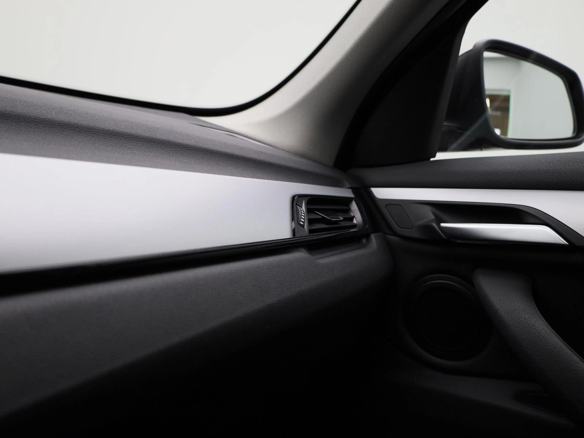 BMW-X1-image-25