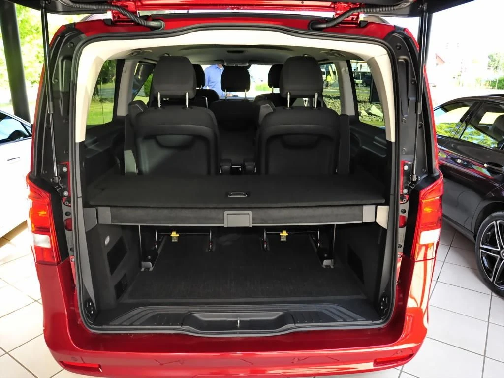 Mercedes-Benz-V-Klasse 220 d-image-15