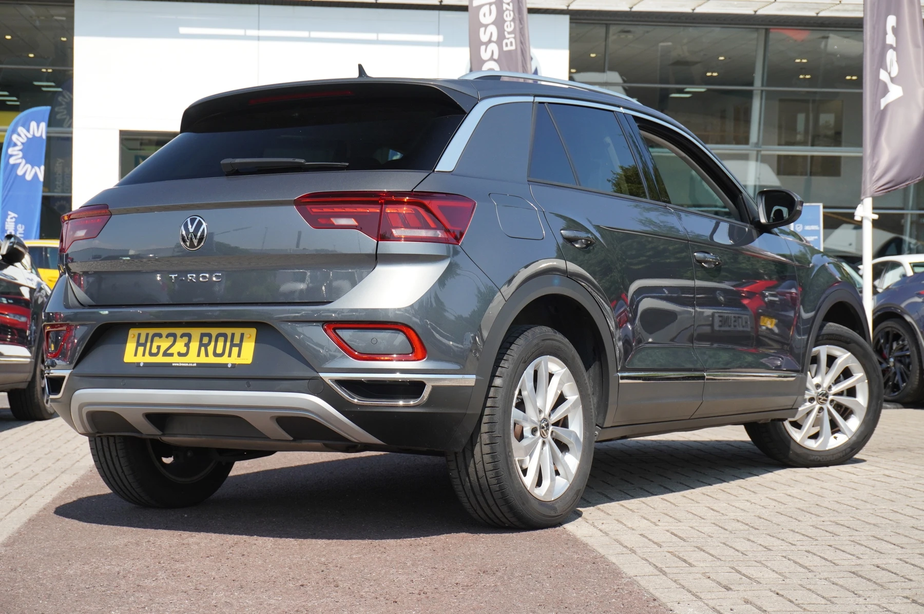 Volkswagen-T-Roc-image-15