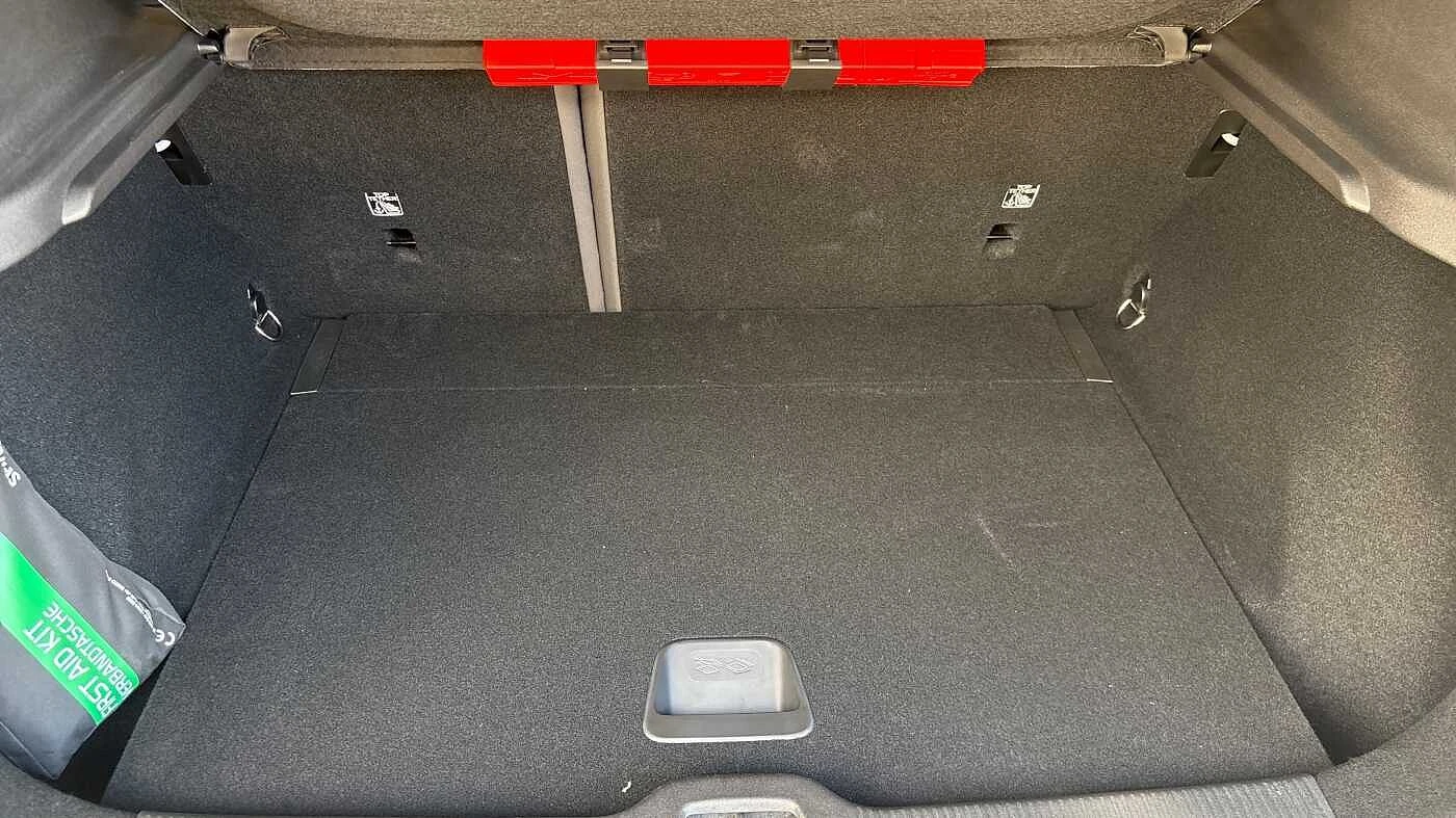 Volvo-EX30-image-35