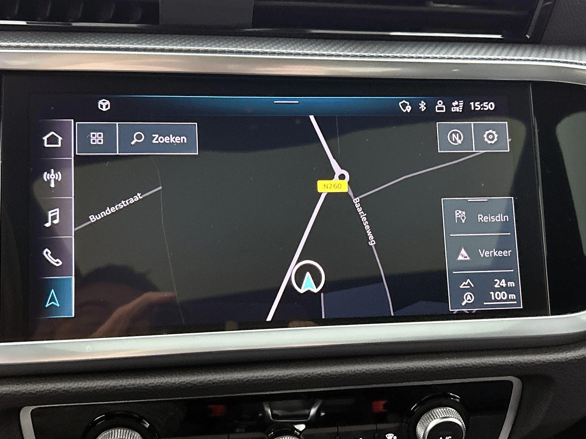 Audi-Q3-image-35
