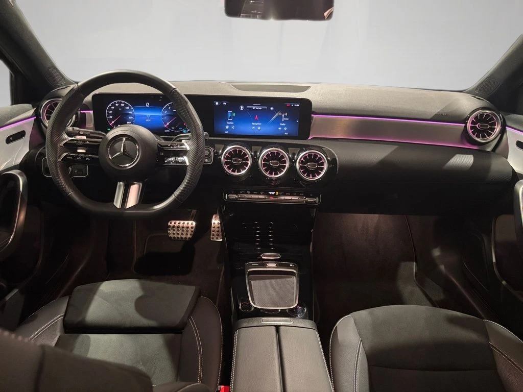 Mercedes-Benz-A-Klasse 200-image-10