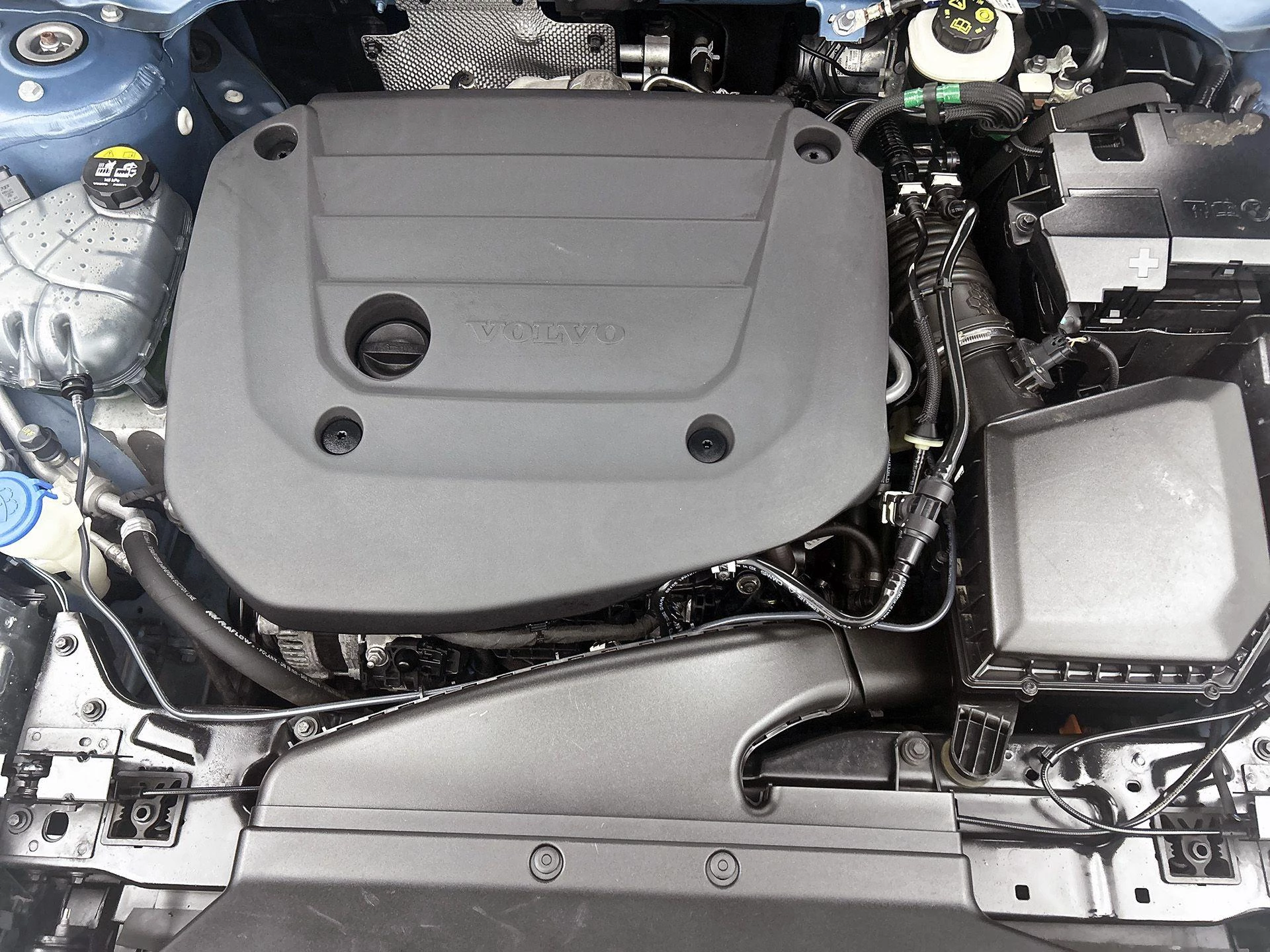 Volvo-XC40-image-28