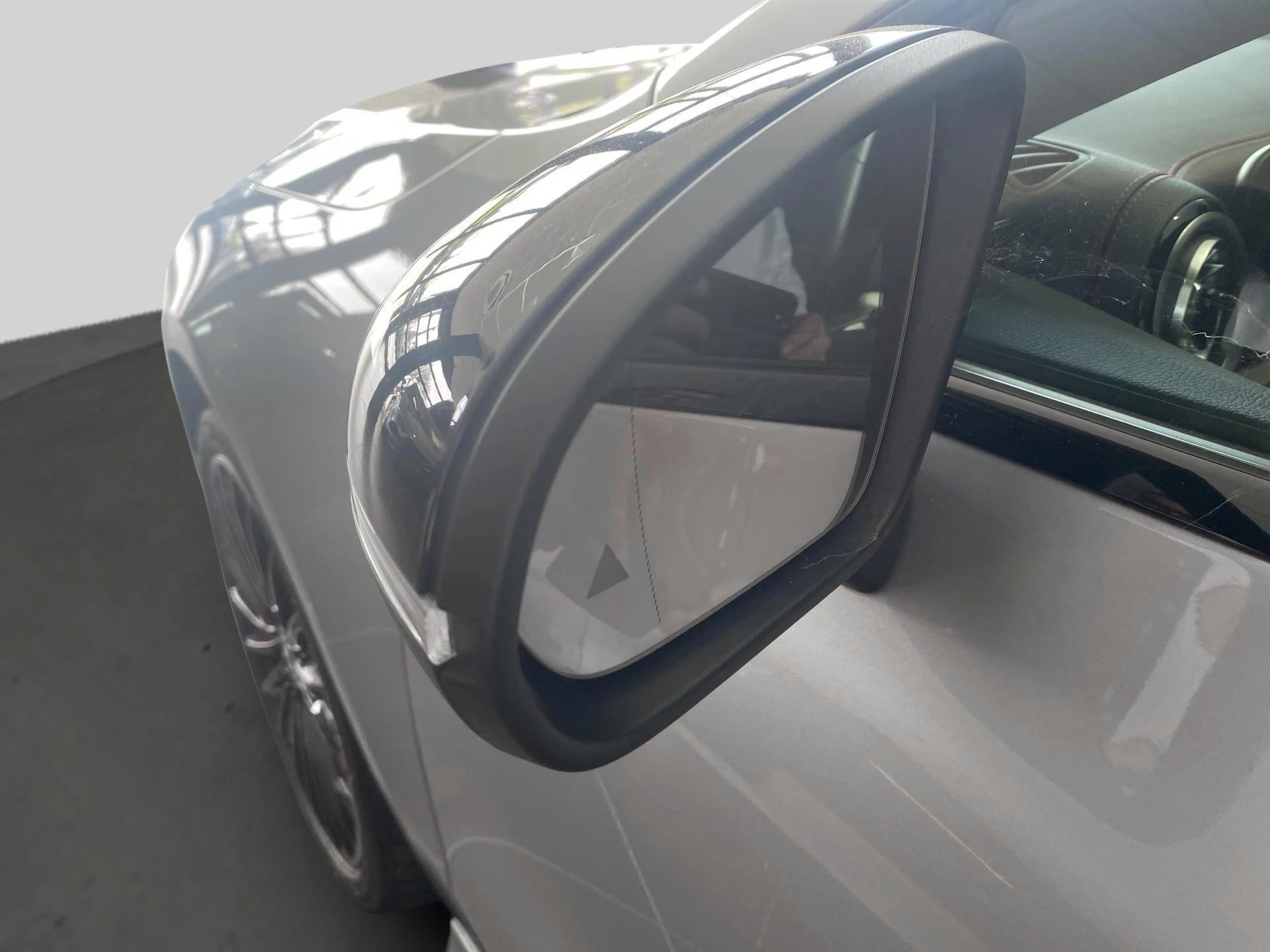 Mercedes-Benz-CLA-image-20