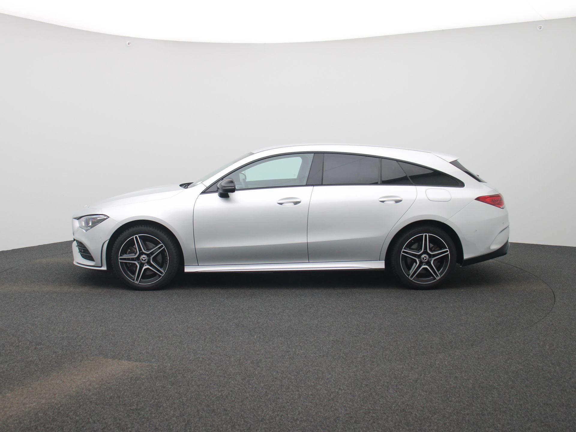Mercedes-Benz CLA Shooting Brake CLA 250 e AMG Line