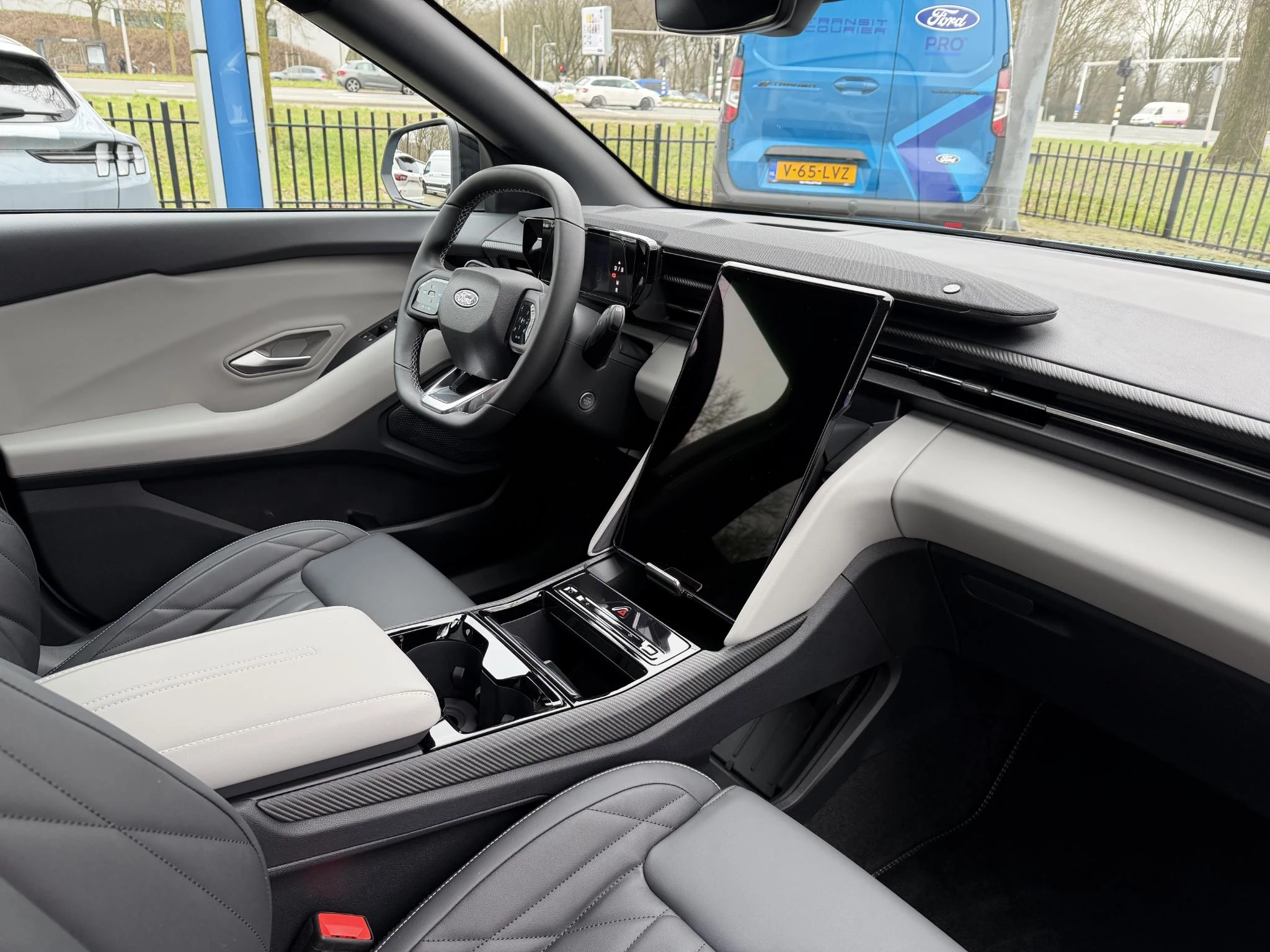 Ford-Explorer-image-8