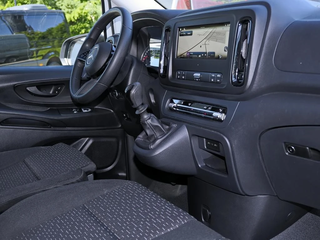 Mercedes-Benz-Vito 116-image-9