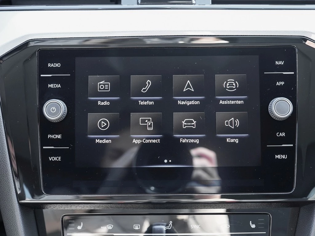 Volkswagen Passat Variant 2.0 TDI DSG Business *IQ-Drive*Navi*App-Conn*Travel-Assist*Kamera*230Volt Steckdose*u