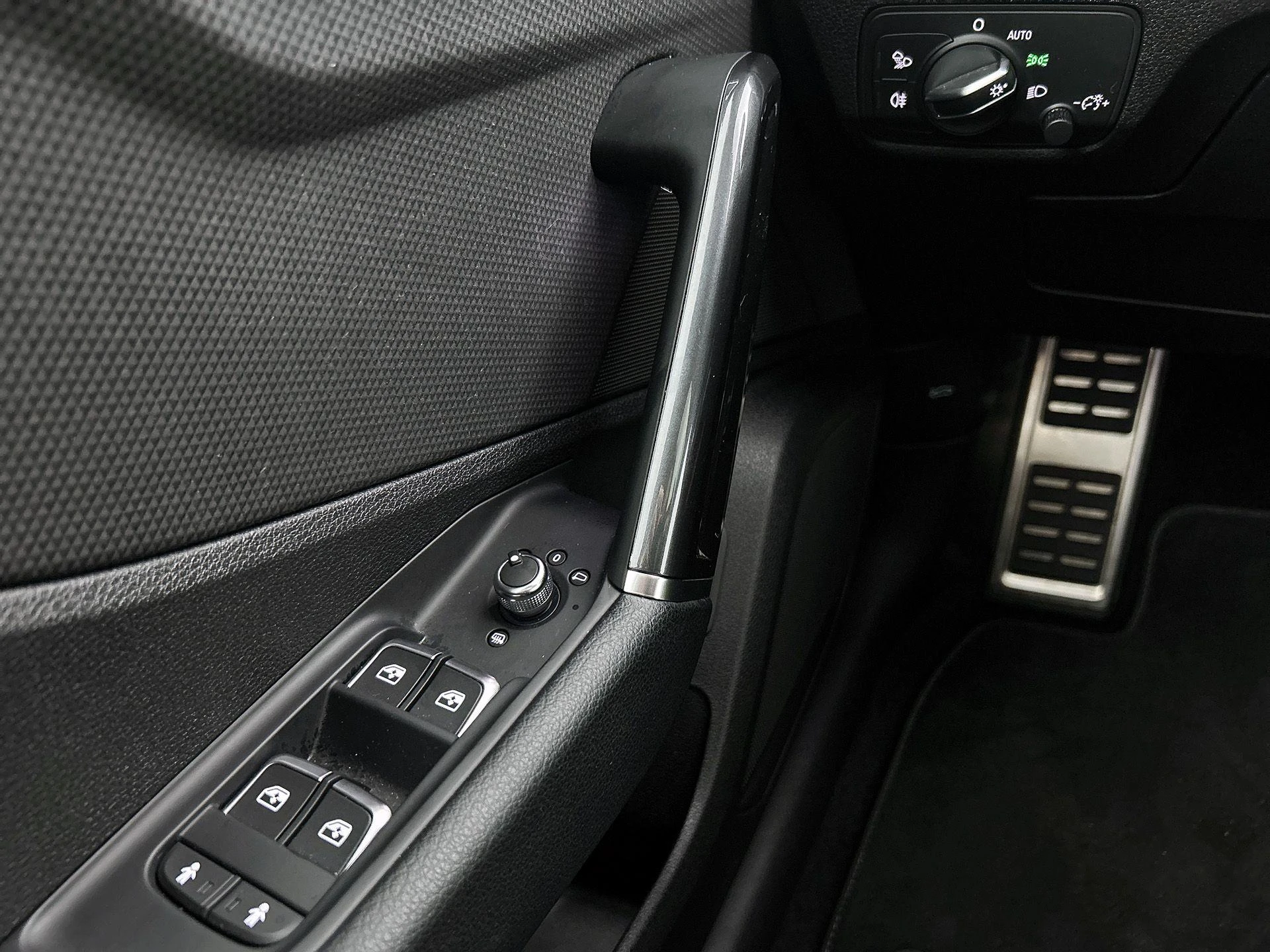 Audi-Q2-image-28