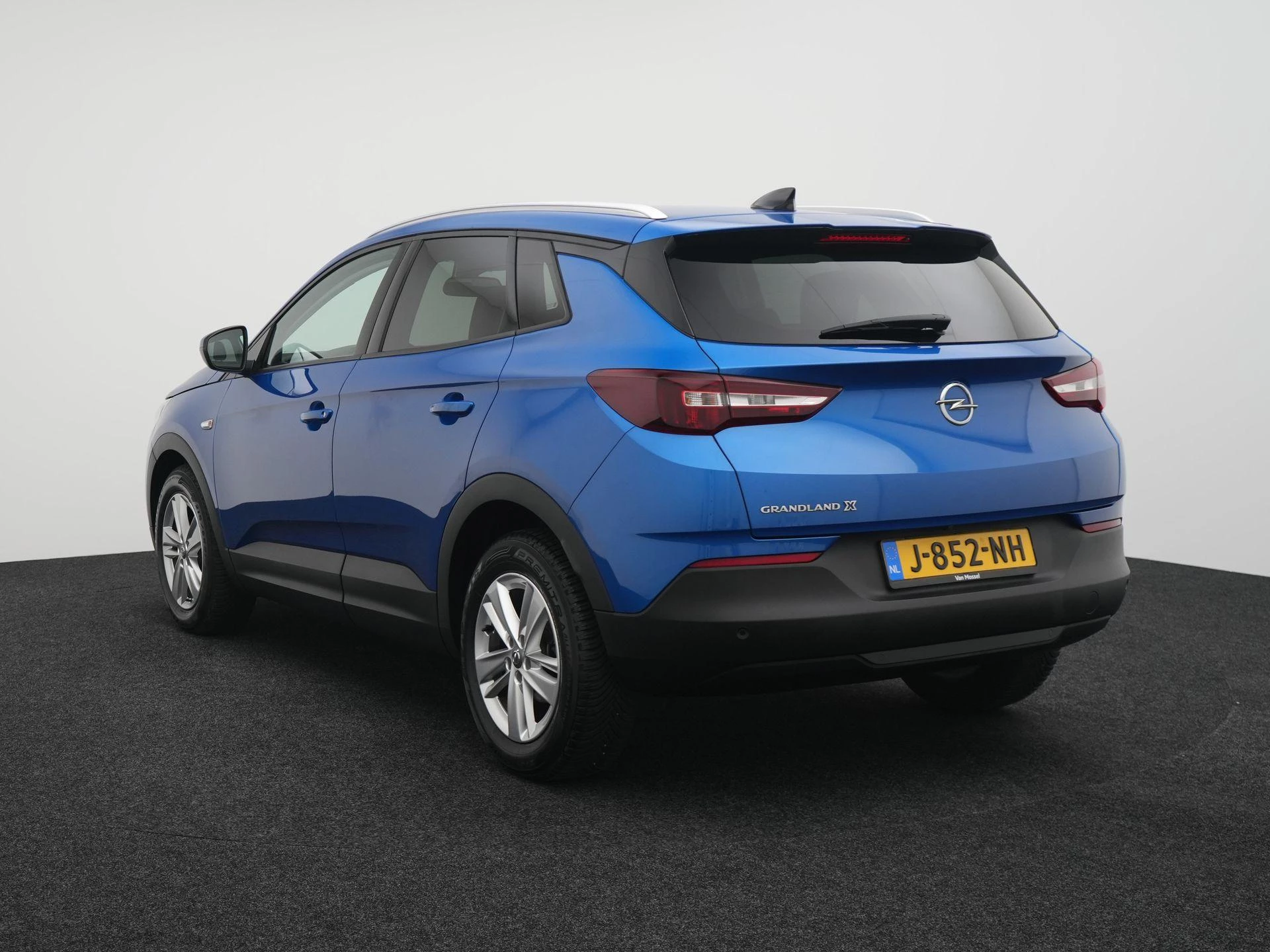 Opel Grandland X 1.2 Turbo Business Edition