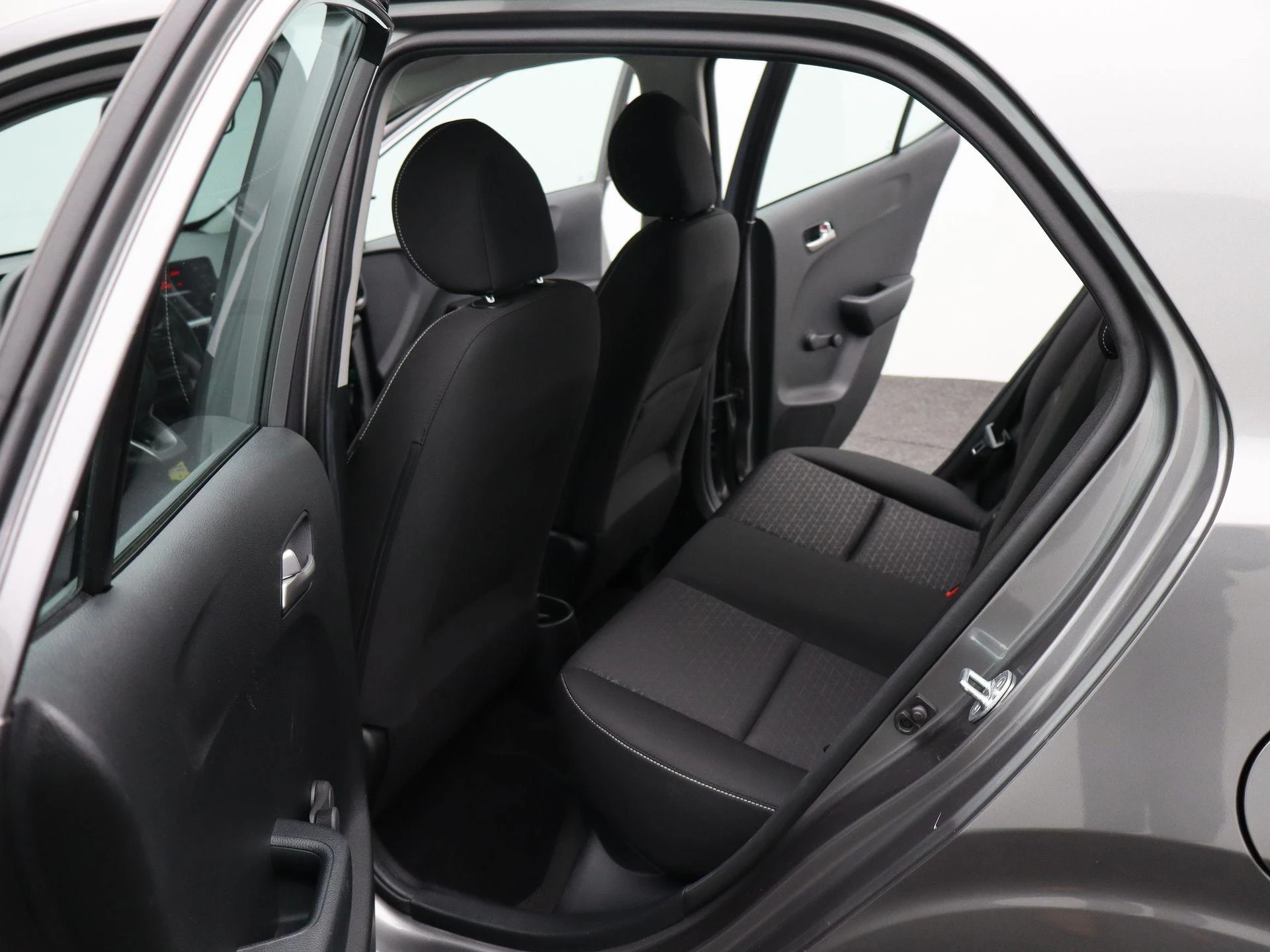 Kia-Picanto-image-13