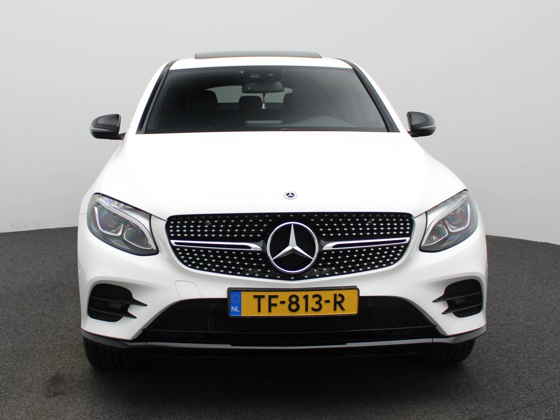 Mercedes-Benz-GLC-image-2