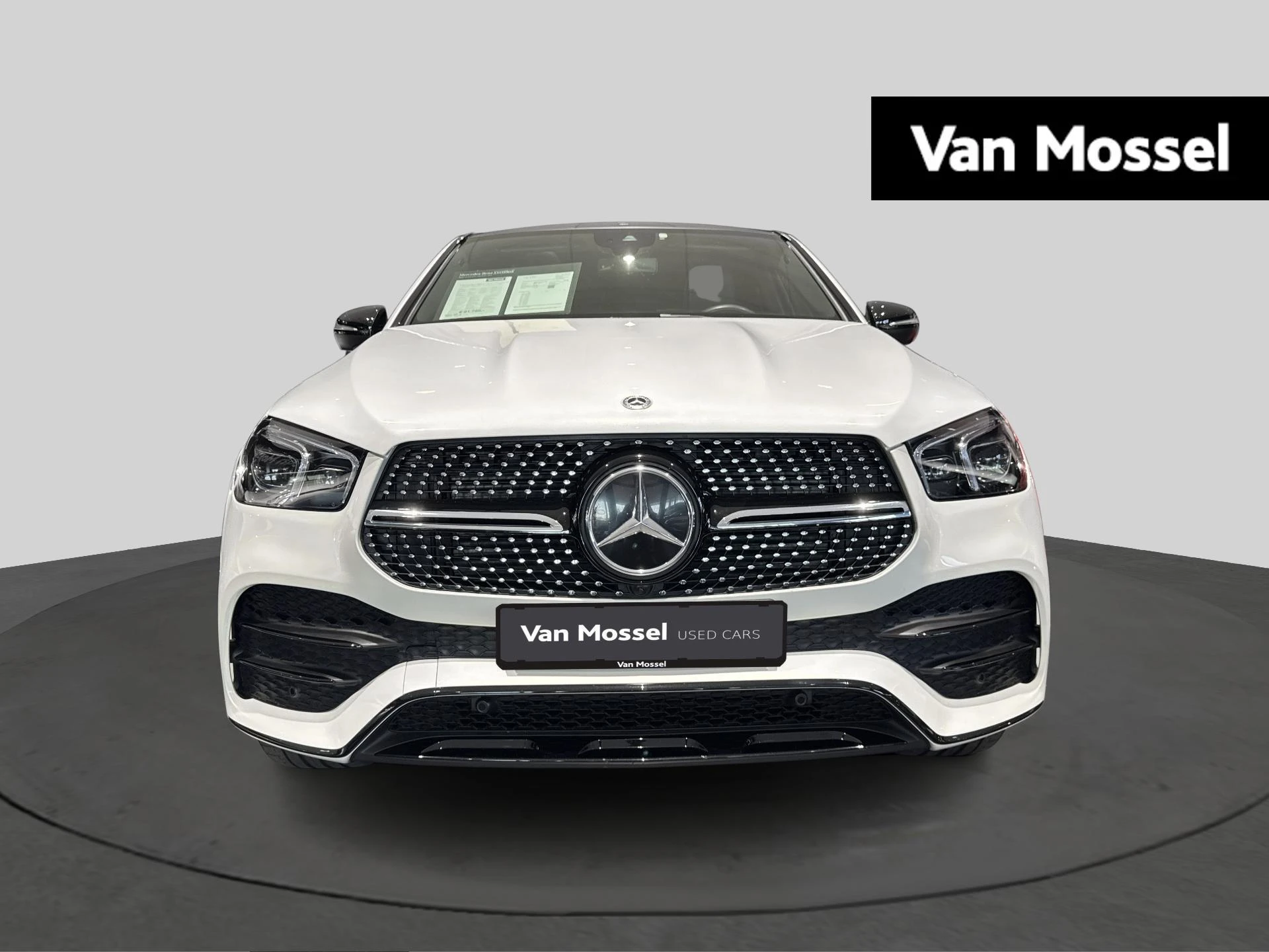 Mercedes-Benz-GLE-image-1