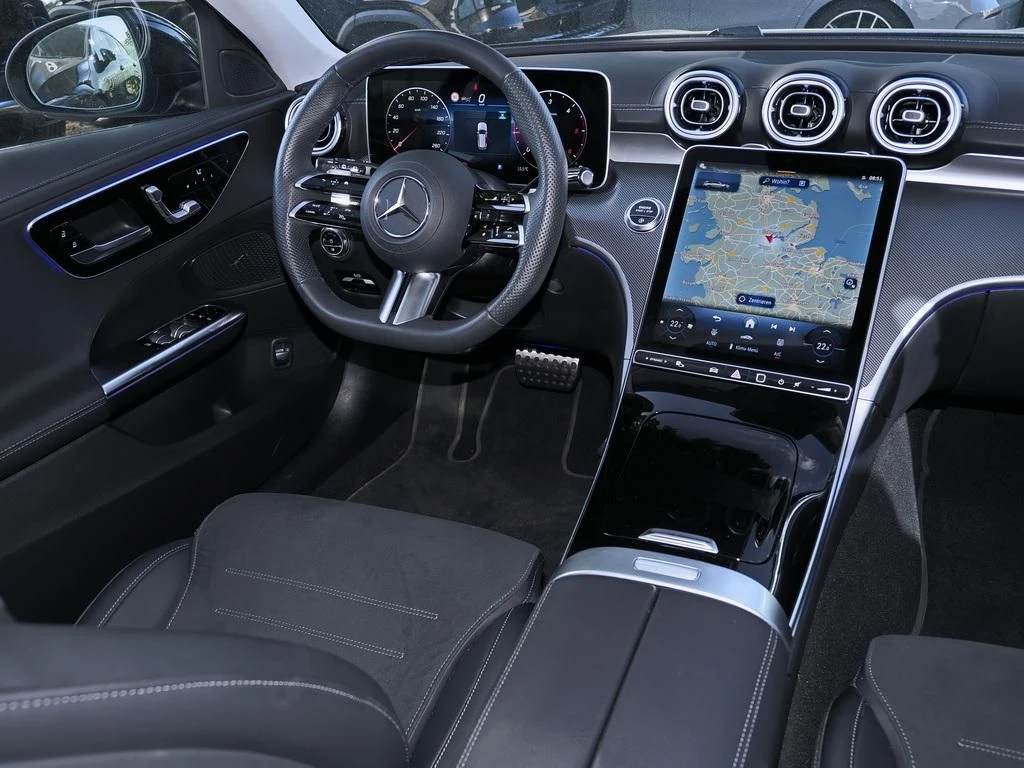 Mercedes-Benz-C-Klasse 220-image-10