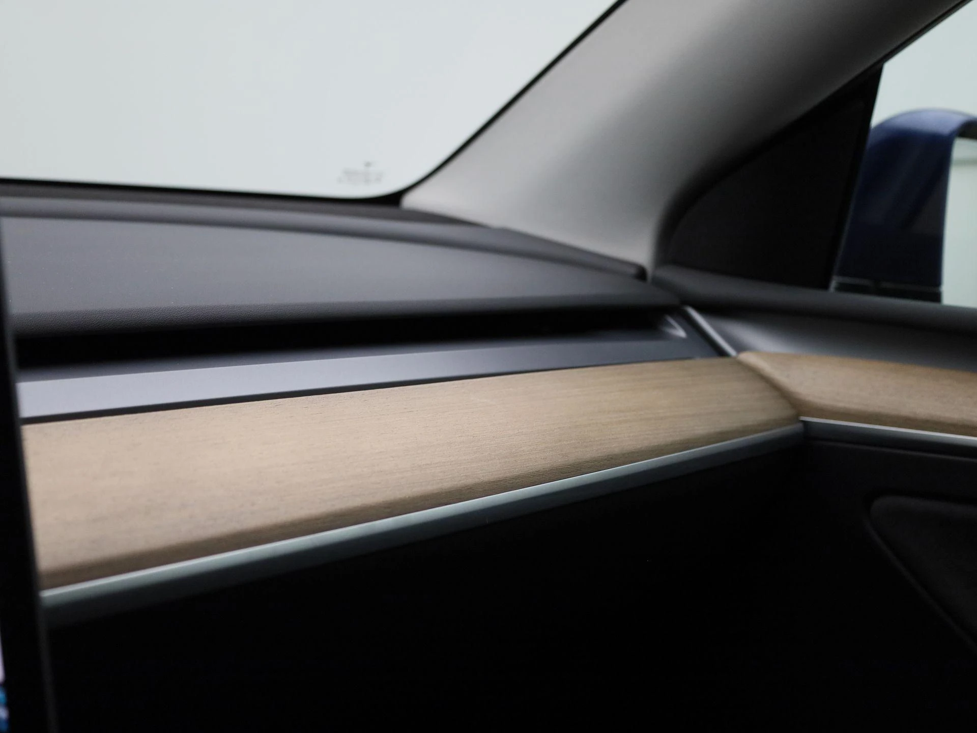 Tesla-Model Y-image-38