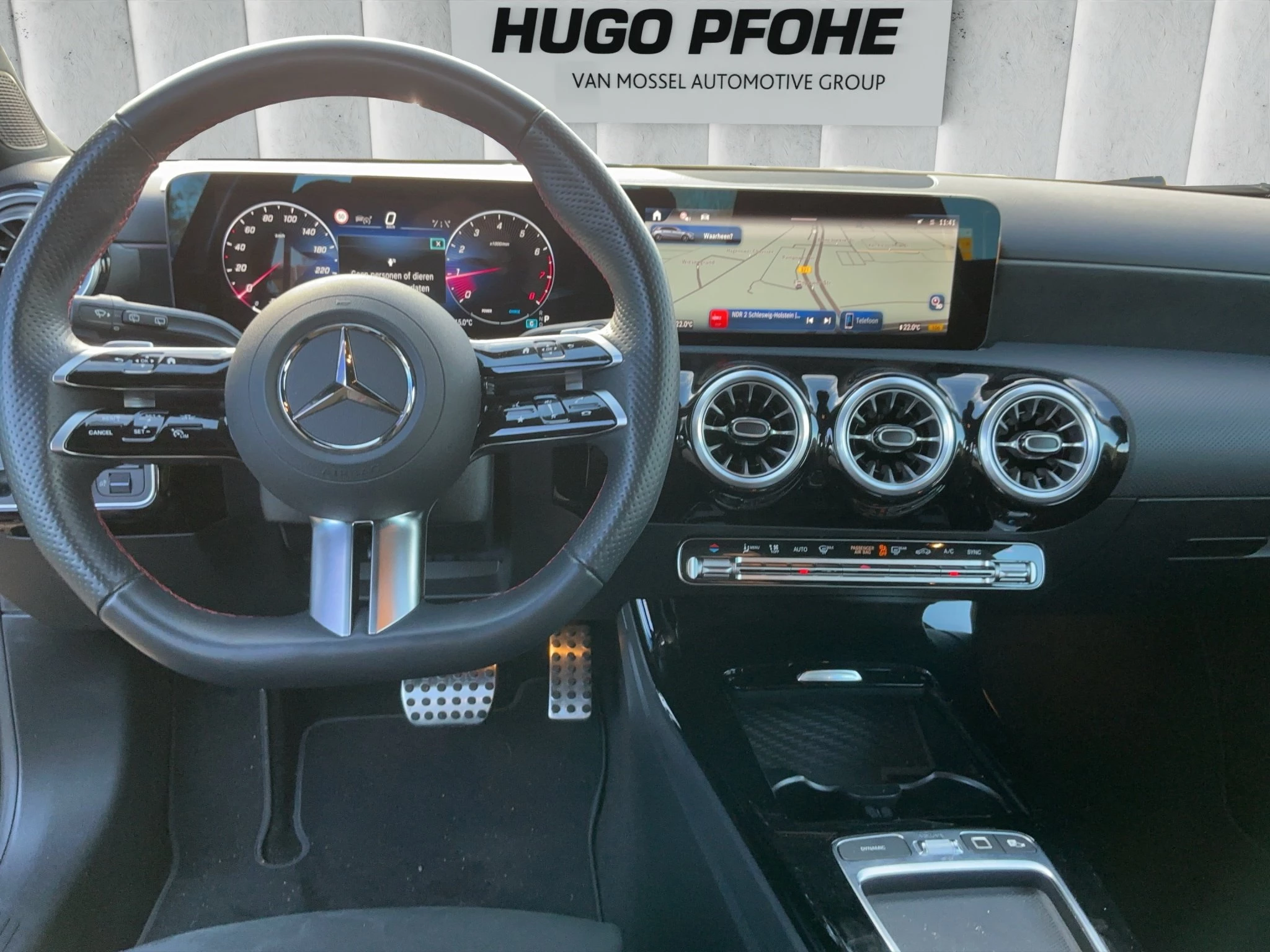 Mercedes-Benz-A-Klasse-image-11