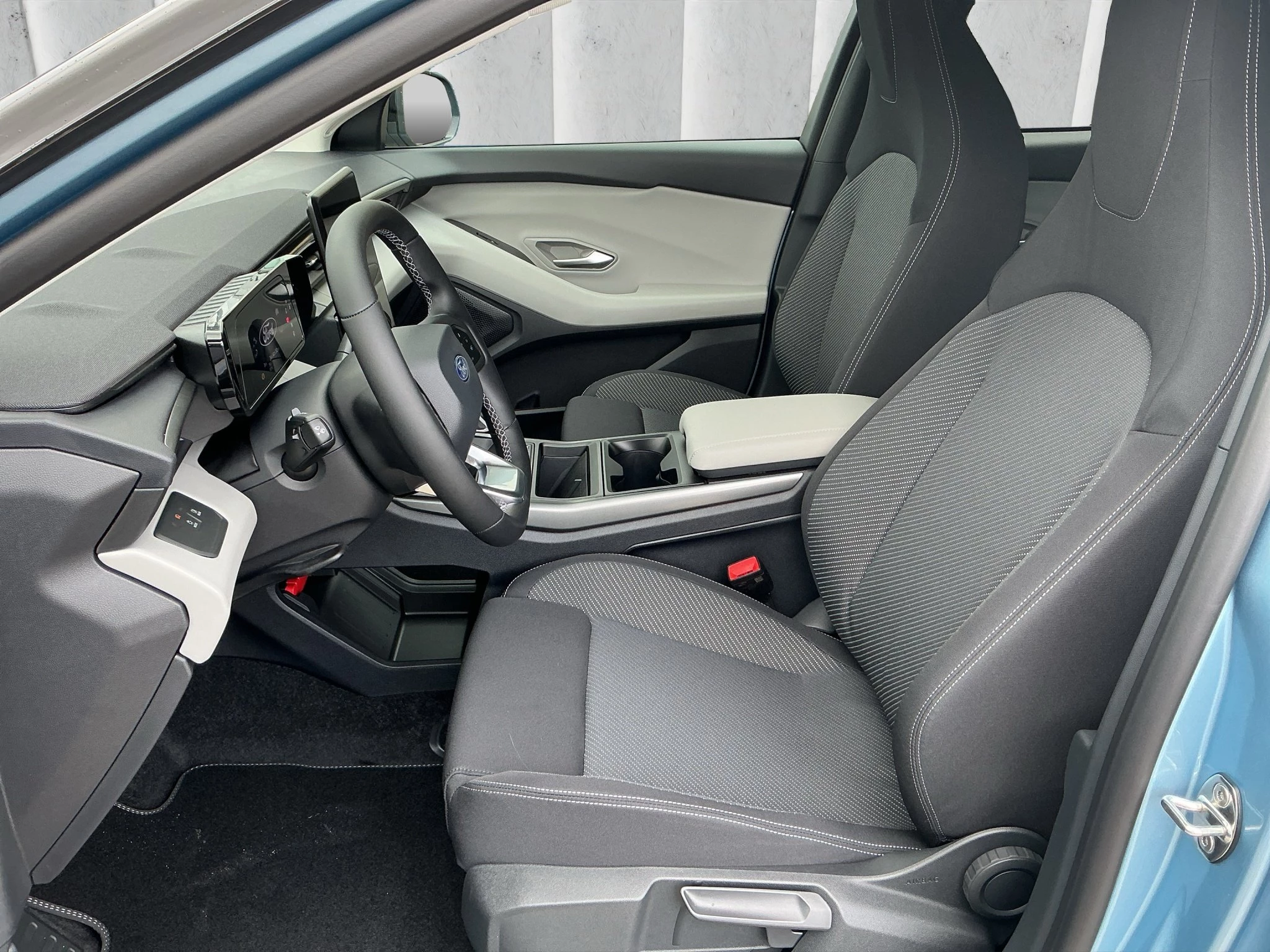 Ford Explorer Select Extended Range 79kWh RWD Sports Utility Vehicle. 210 kW. MJ 2026.75