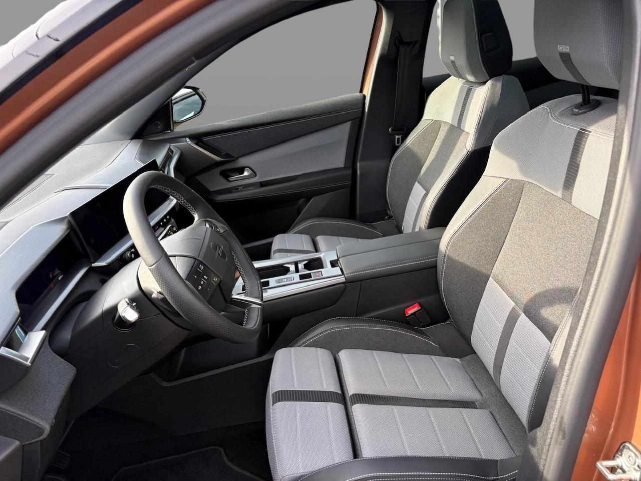 Opel-Grandland-image-9