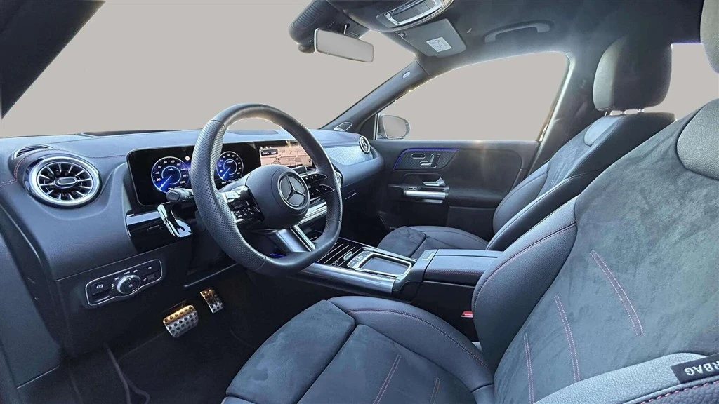 Mercedes-Benz-EQA-image-6