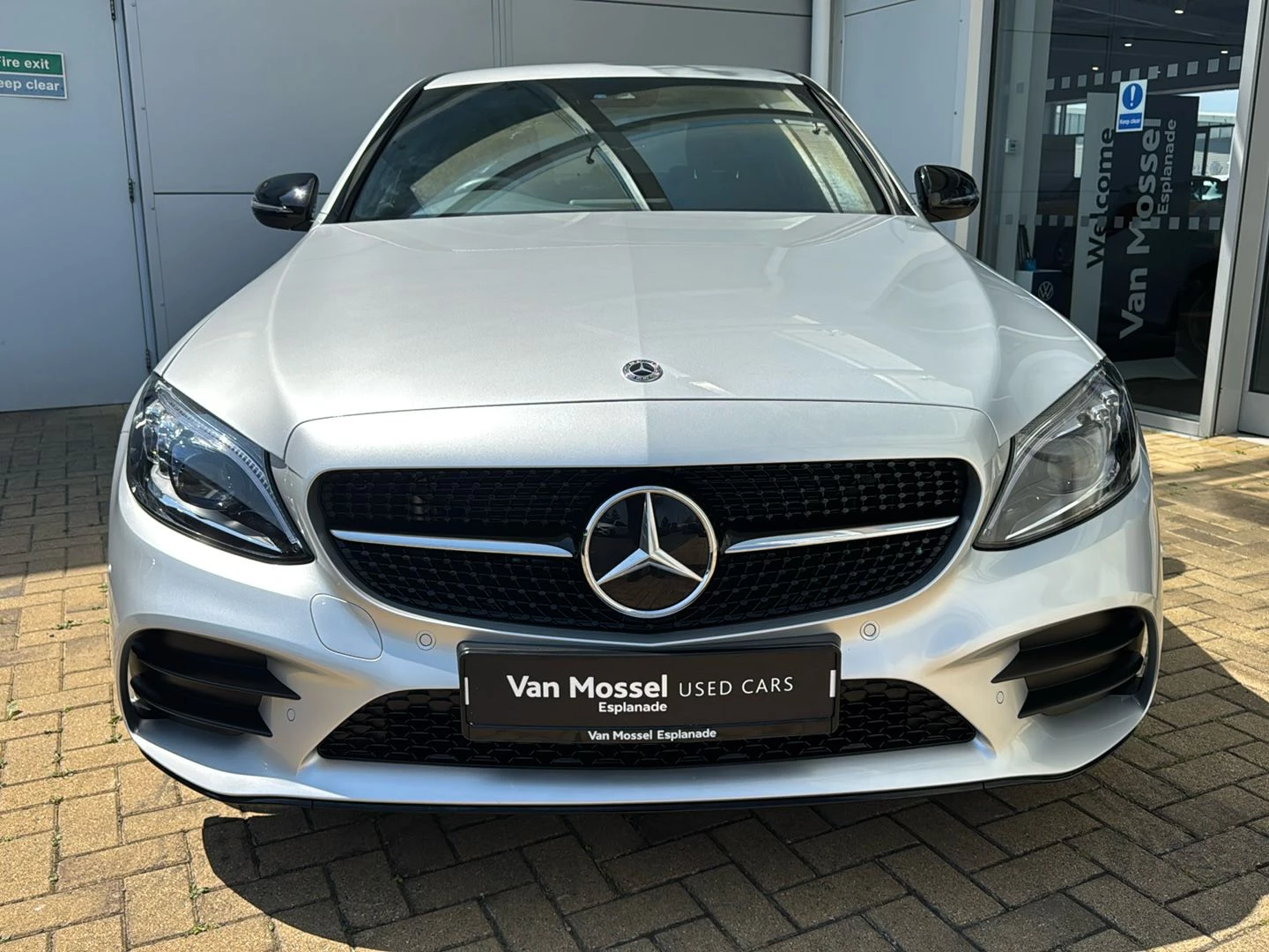 Mercedes-Benz C-Class CLASS C220d AMG Line Edition Premium 4dr 9G-Tronic