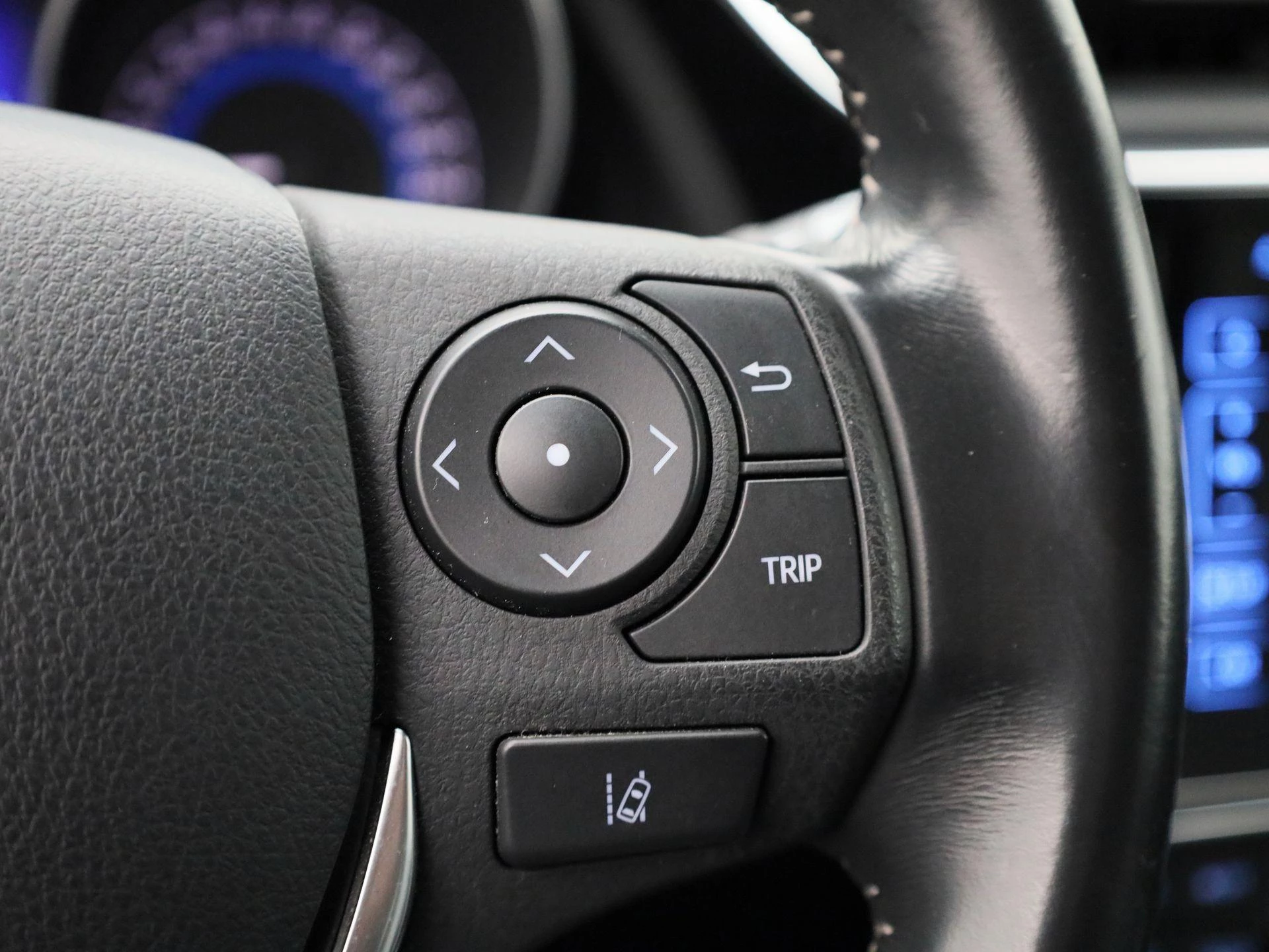 Toyota-Auris-image-23