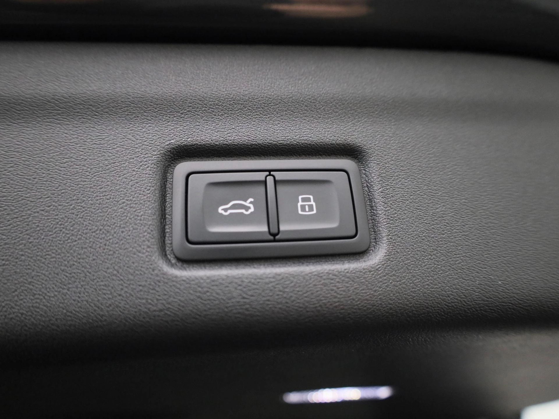 Audi-Q6 e-tron-image-11