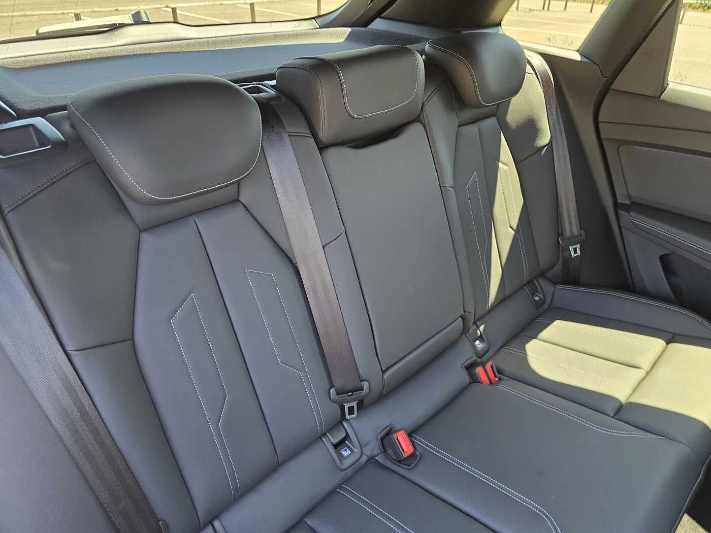 Audi-Q4 e-tron-image-19