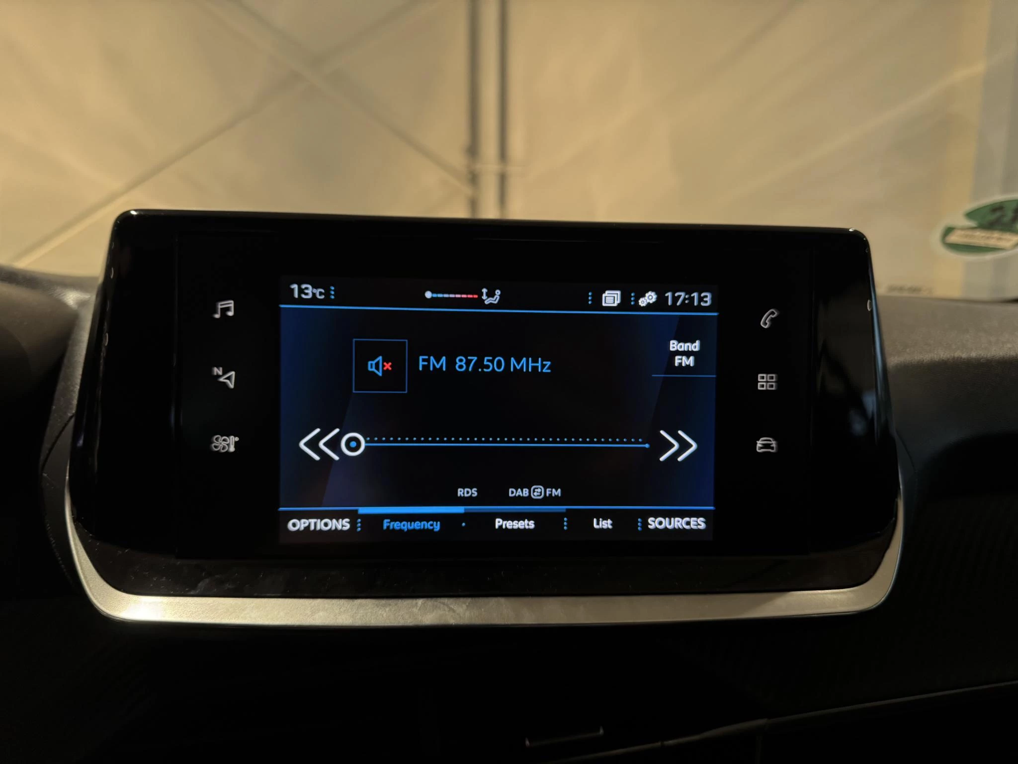 Peugeot-208-image-22