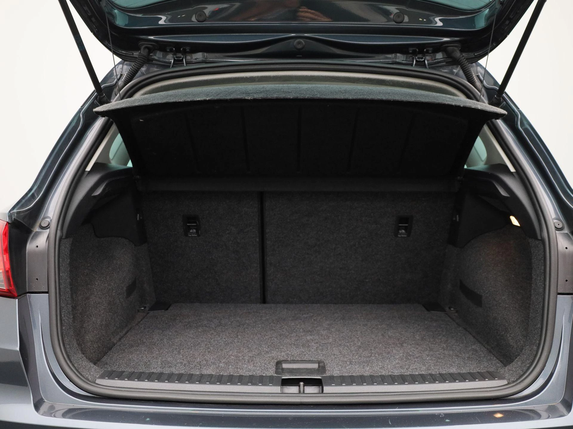 SEAT-Arona-image-13