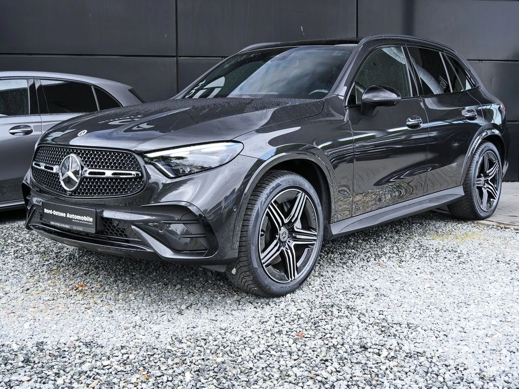 Mercedes-Benz-GLC 220 d-image-7