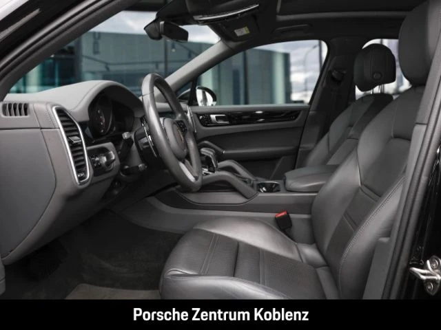 Porsche-Cayenne-image-4