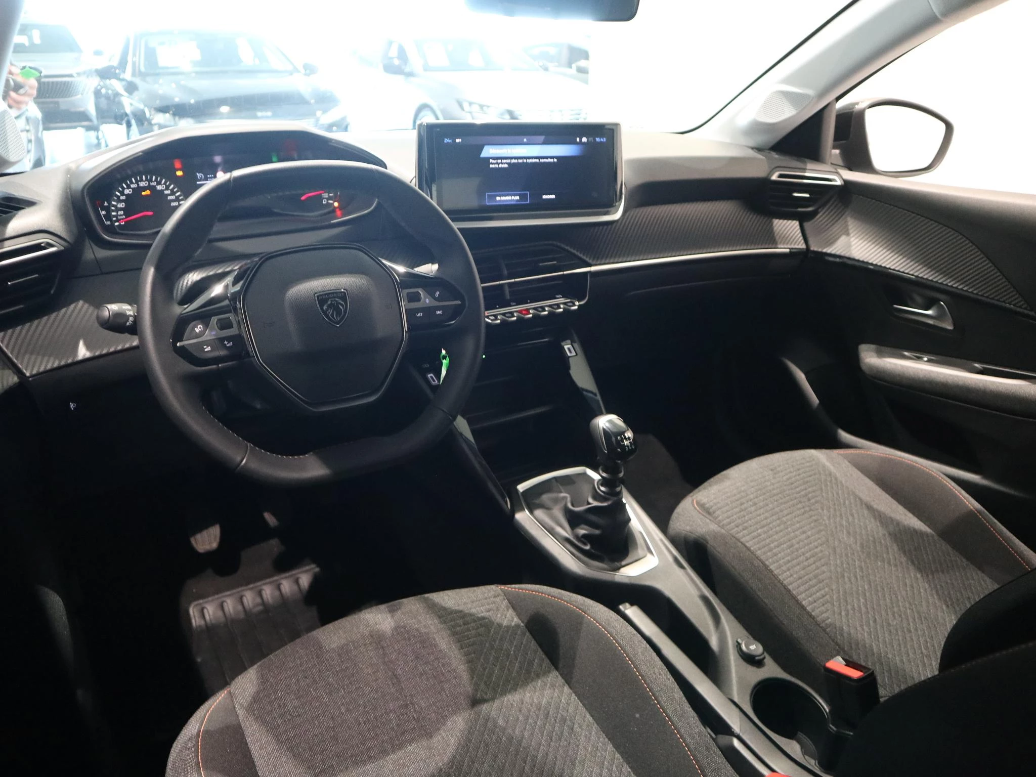 Peugeot-208-image-10