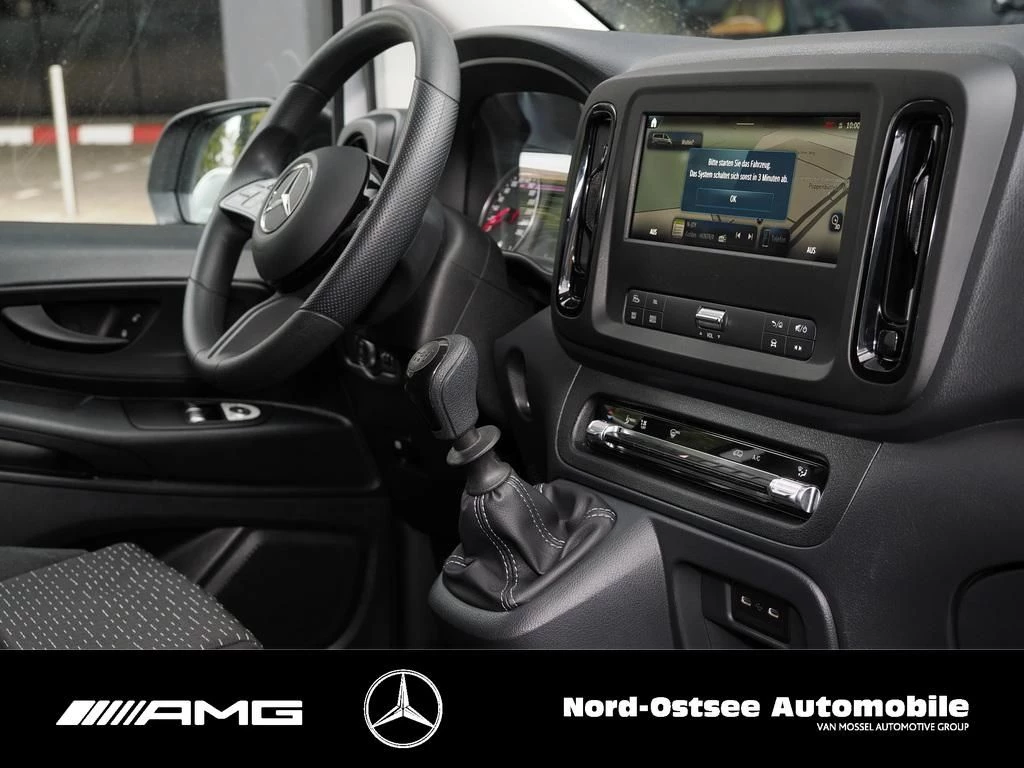 Mercedes-Benz-Vito-image-6