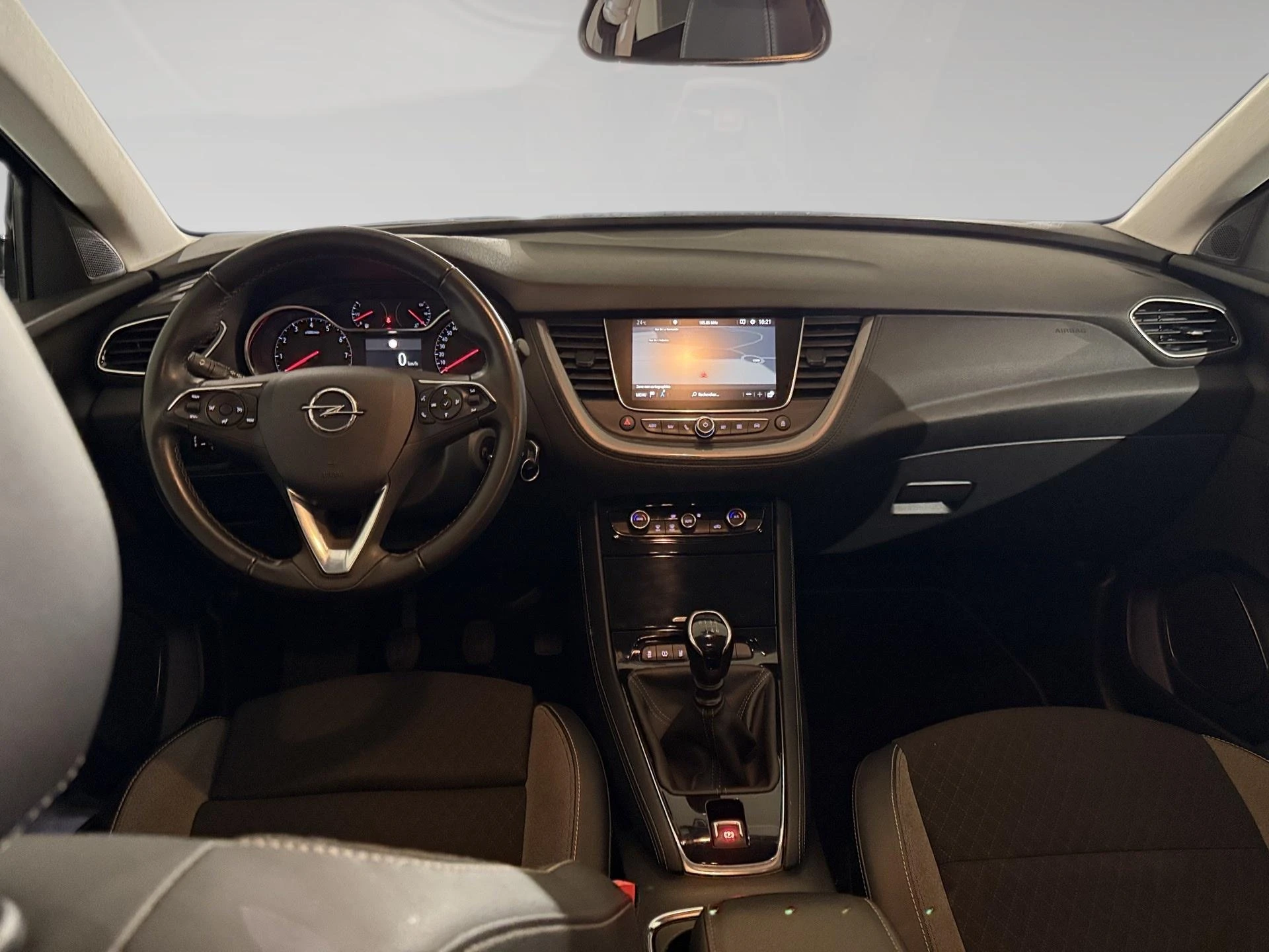 Opel-Grandland X-image-4