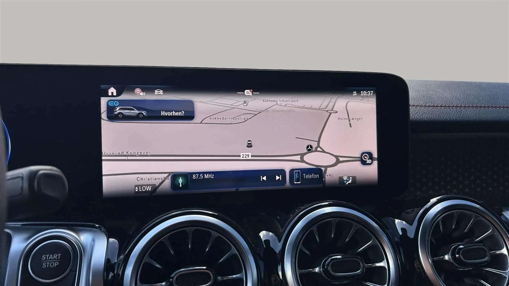 Mercedes-Benz-EQB-image-10