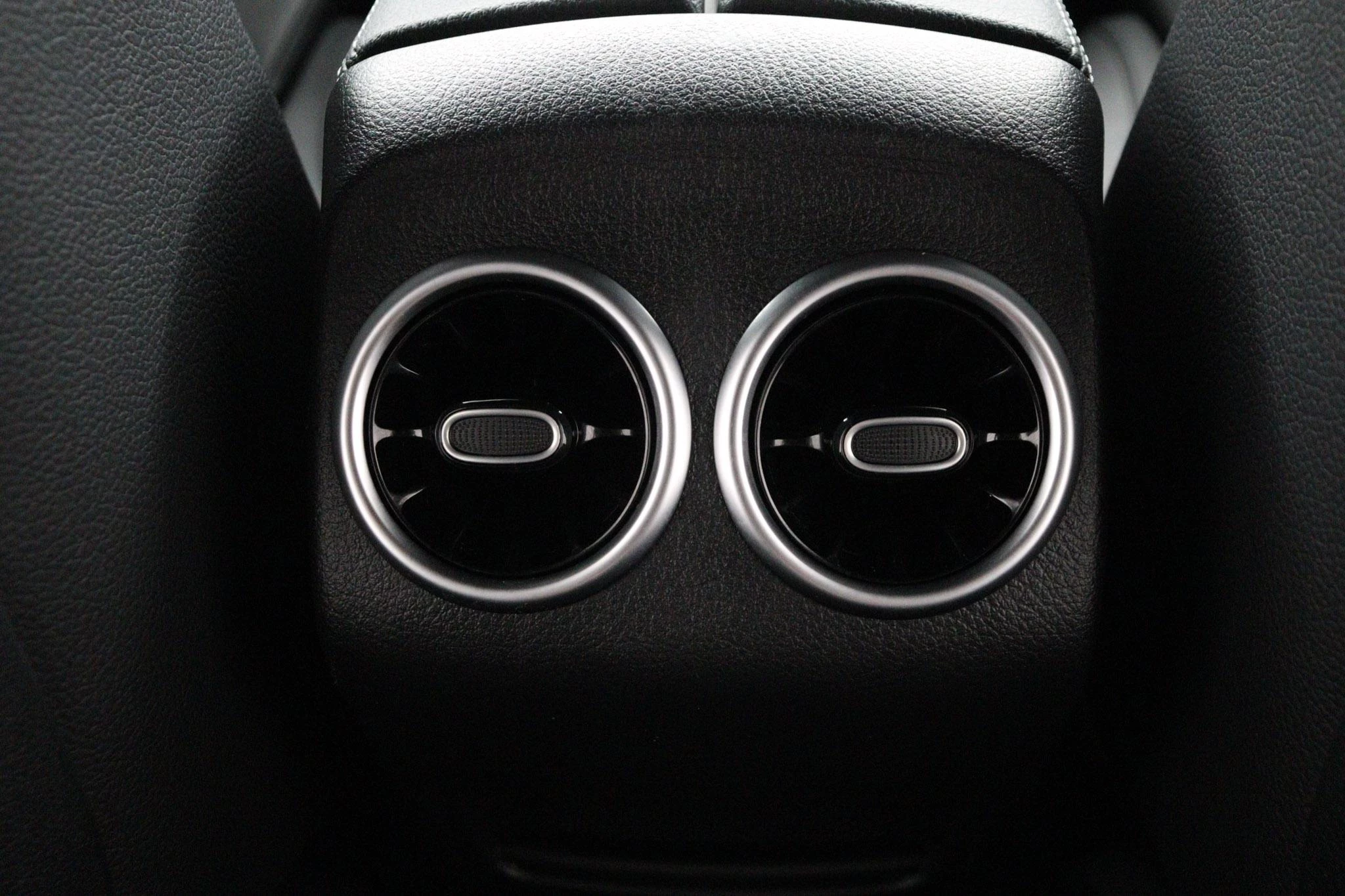Mercedes-Benz-B-Klasse-image-84