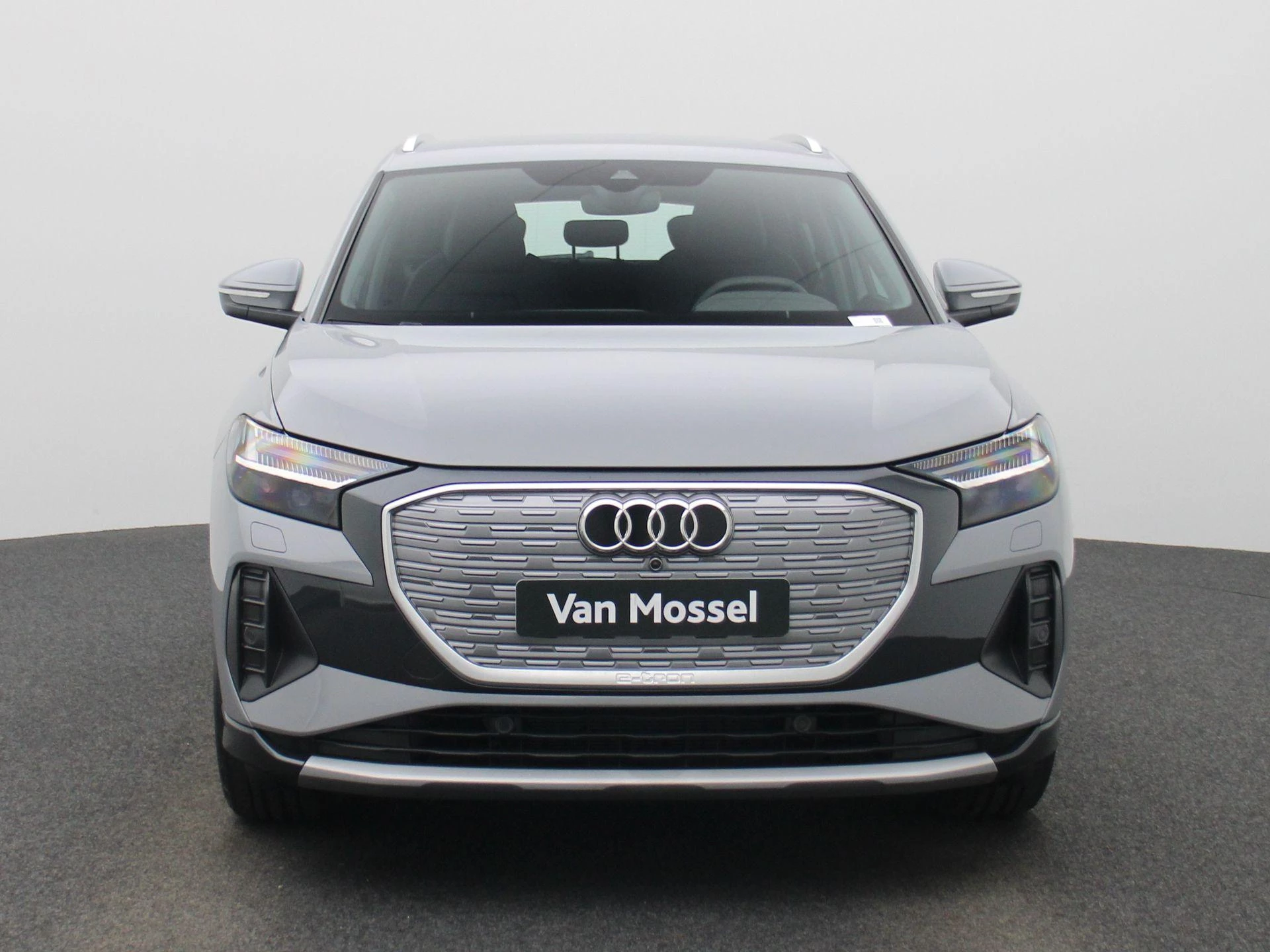 Audi-Q4 e-tron-image-2