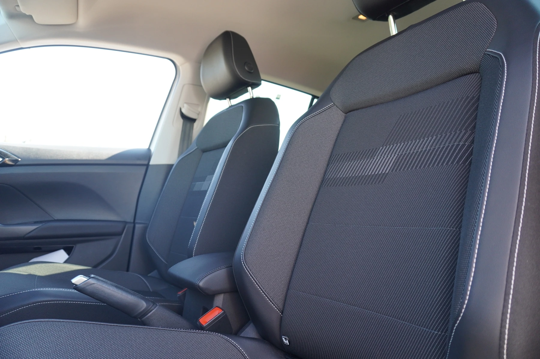 Volkswagen-T-Cross-image-30