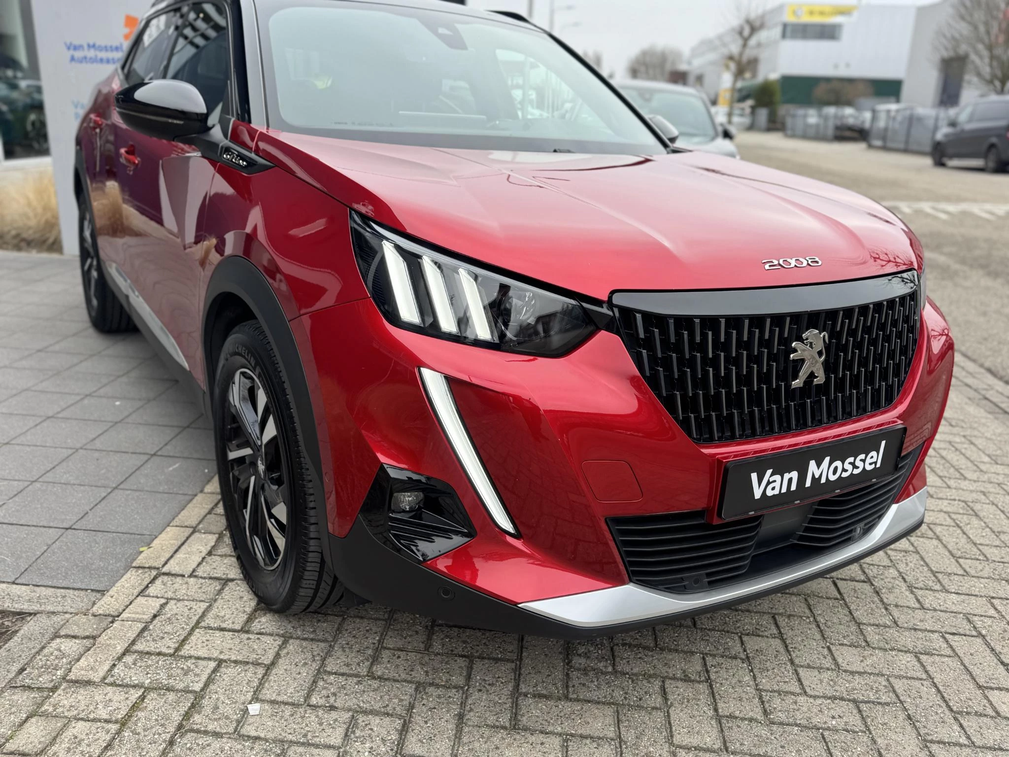 Peugeot-2008-image-6