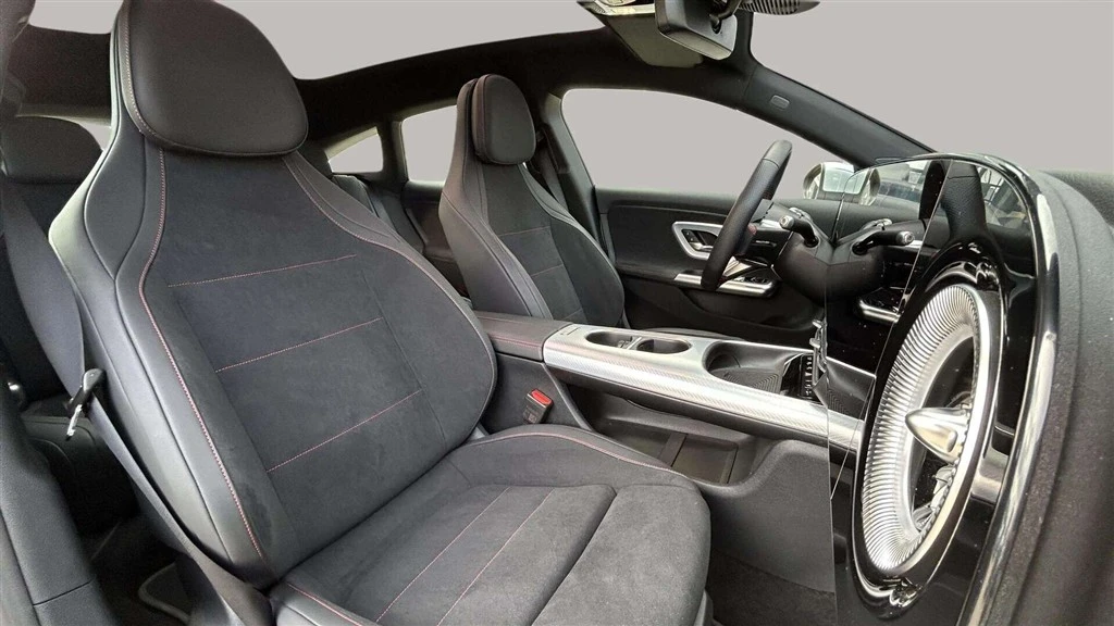 Mercedes-Benz-CLA-image-20