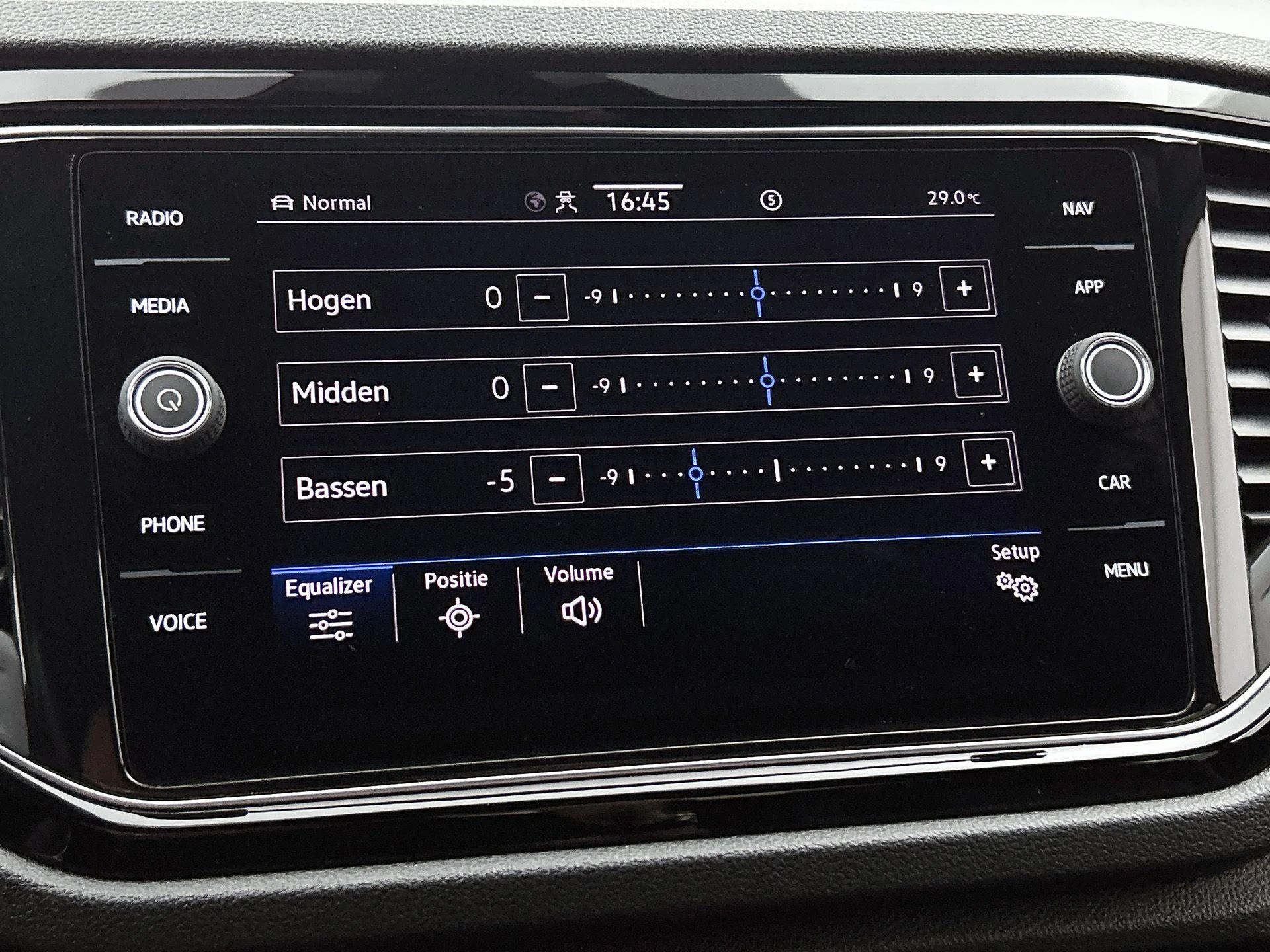 Volkswagen T-Roc 1.5 TSI R-Line | 150 PK